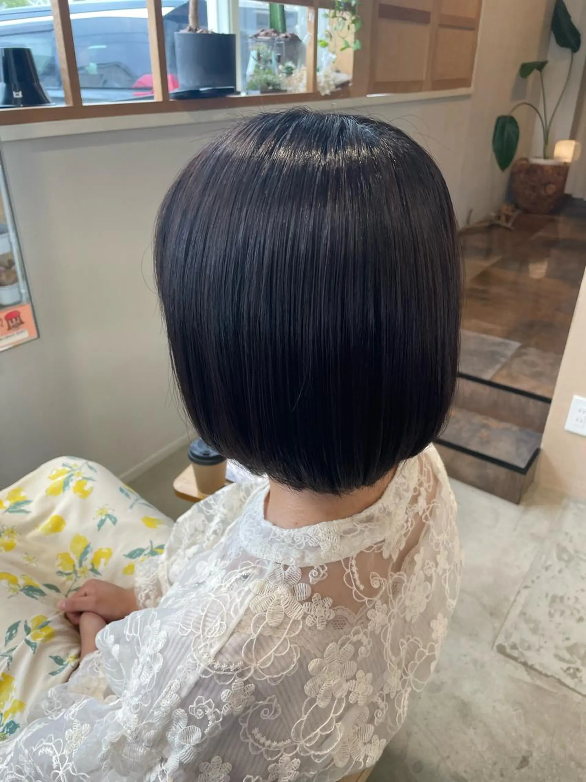 ショート カラー チグサ ミウのヘアスタイル