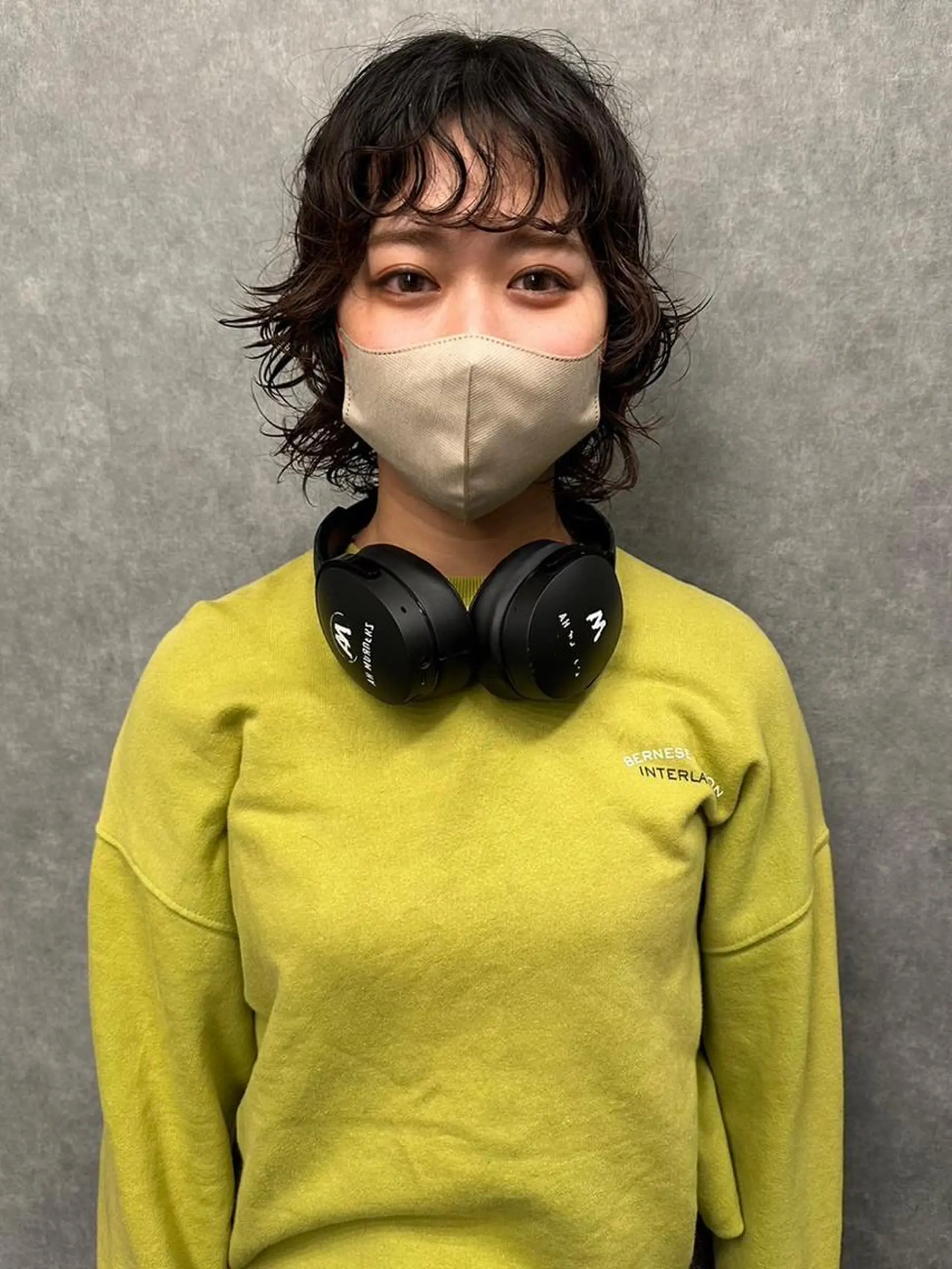 ミディアム 古沢 新のヘアスタイル