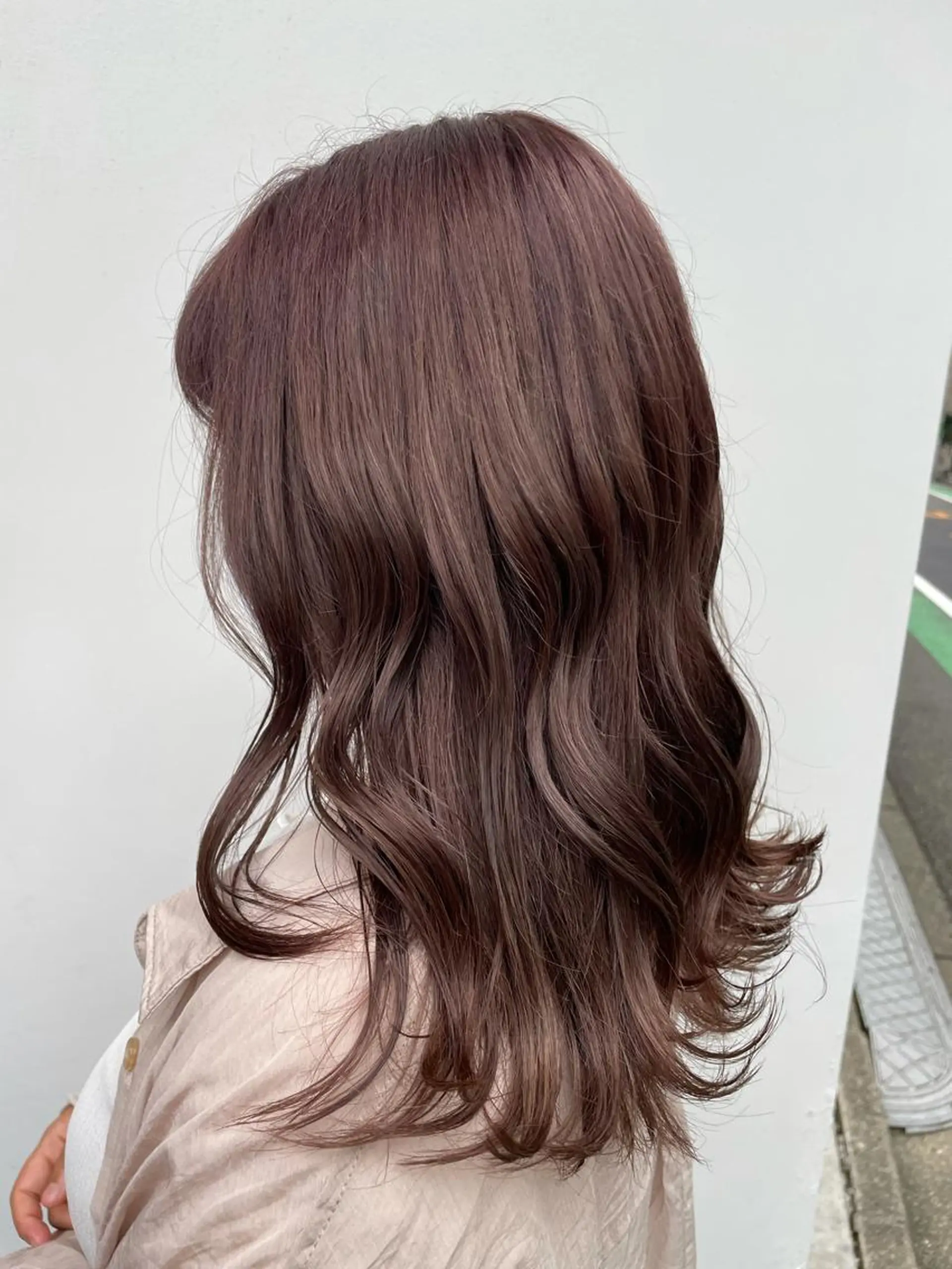 セミロング カラー ヘアアレンジ REONA🪽✨ 日常に馴染む髪🫧のヘアスタイル