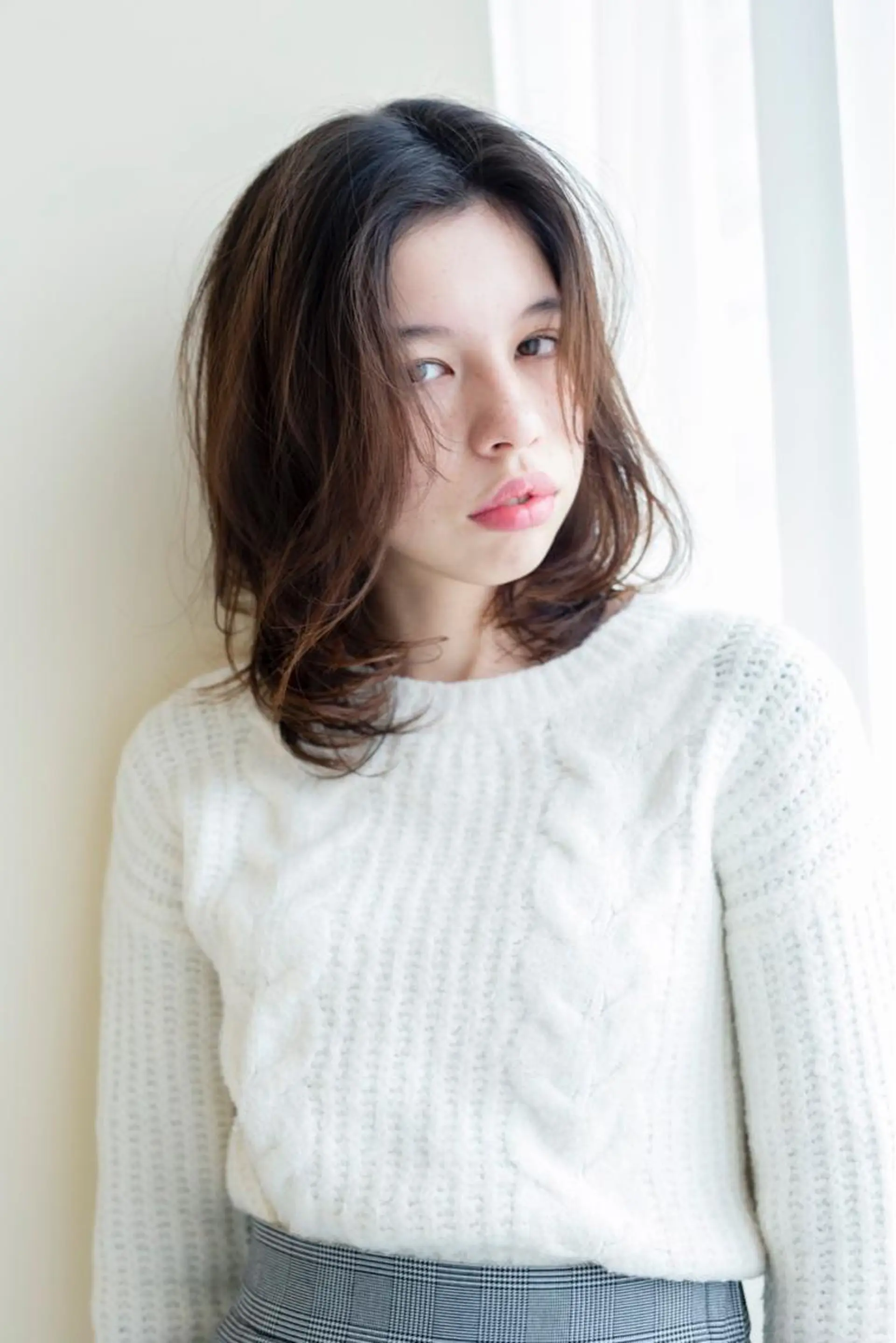 ミディアム カラー 大久保 優香のヘアスタイル