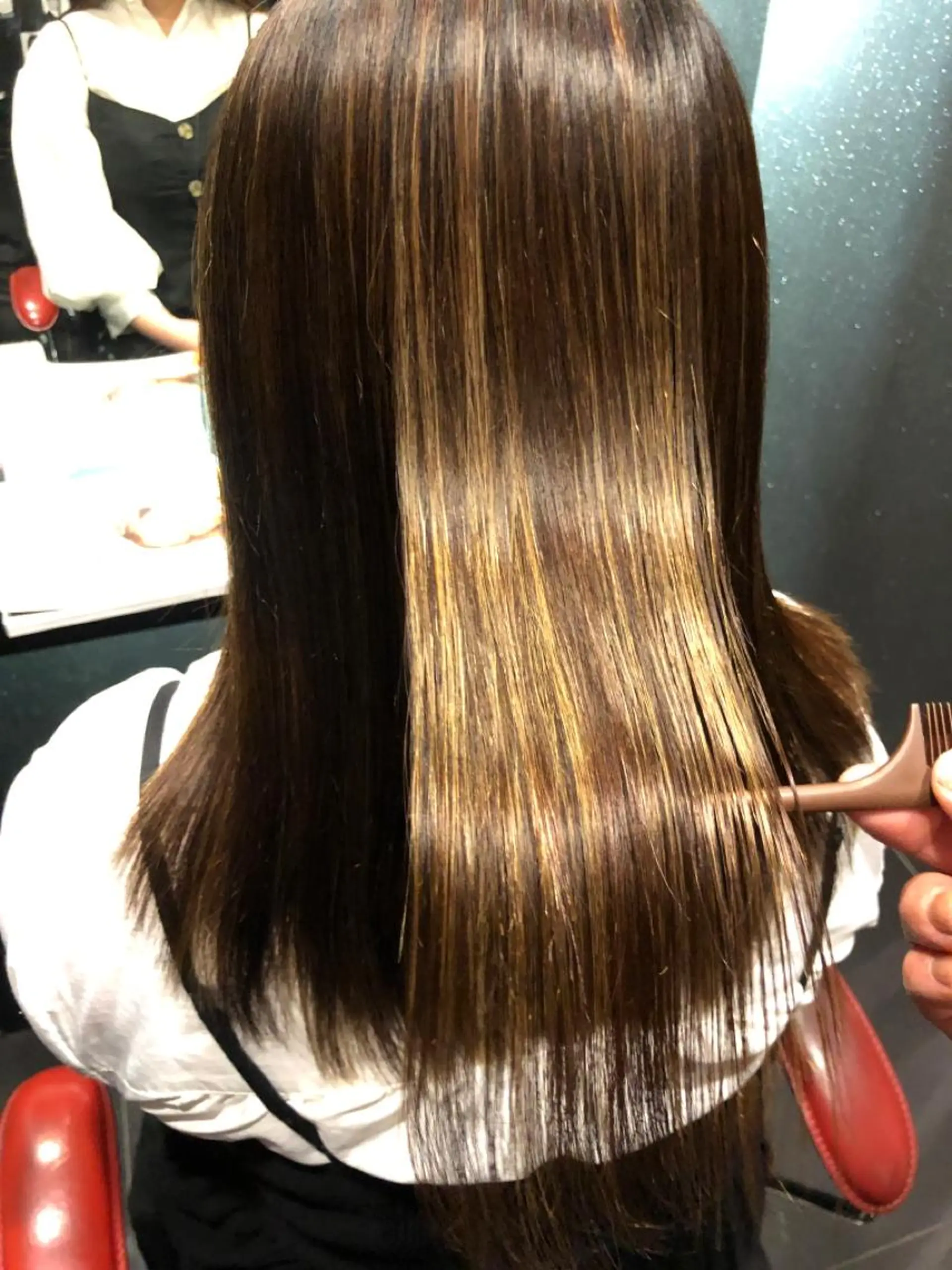 セミロング トリートメント 圧倒的美髪ストレート ツダケイタロウのヘアスタイル