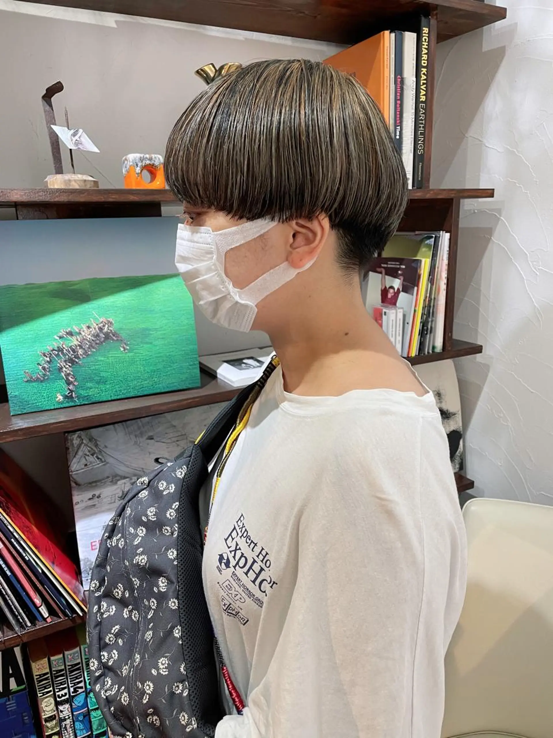 ショート カラー 高橋 愛美のヘアスタイル