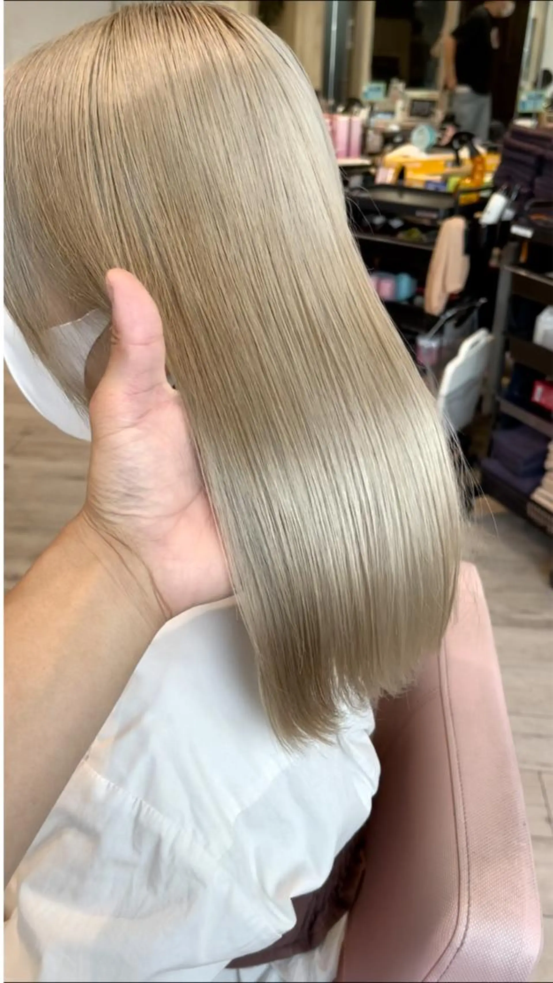 ロング カラー 高島大登/顔周り /レイヤーカットのヘアスタイル