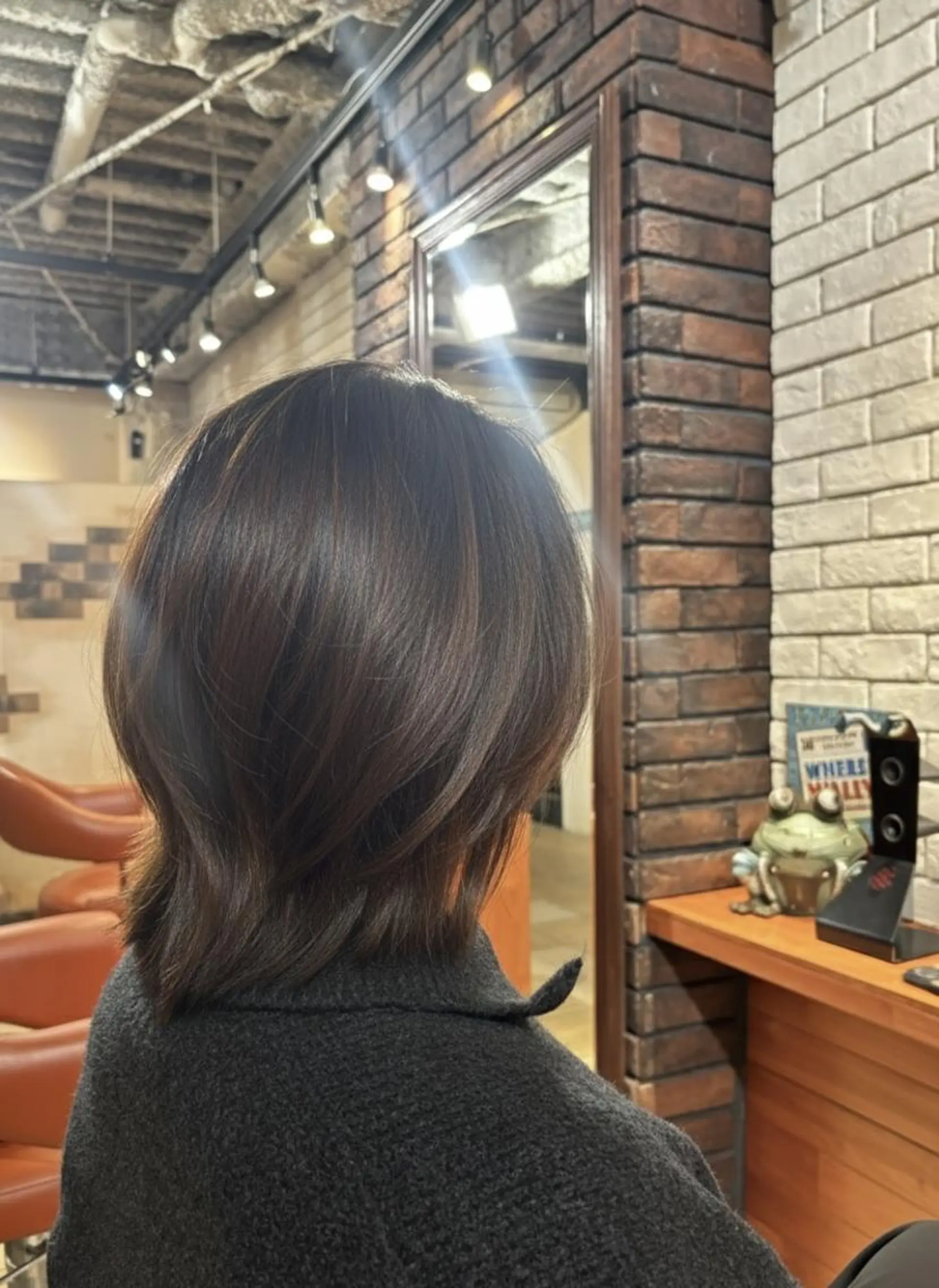 ミディアム くびれヘア 外ハネヘア カット ヘアカラー トリートメント ヘッドスパ 🌿flencia 丸　和博🌿のヘアスタイル