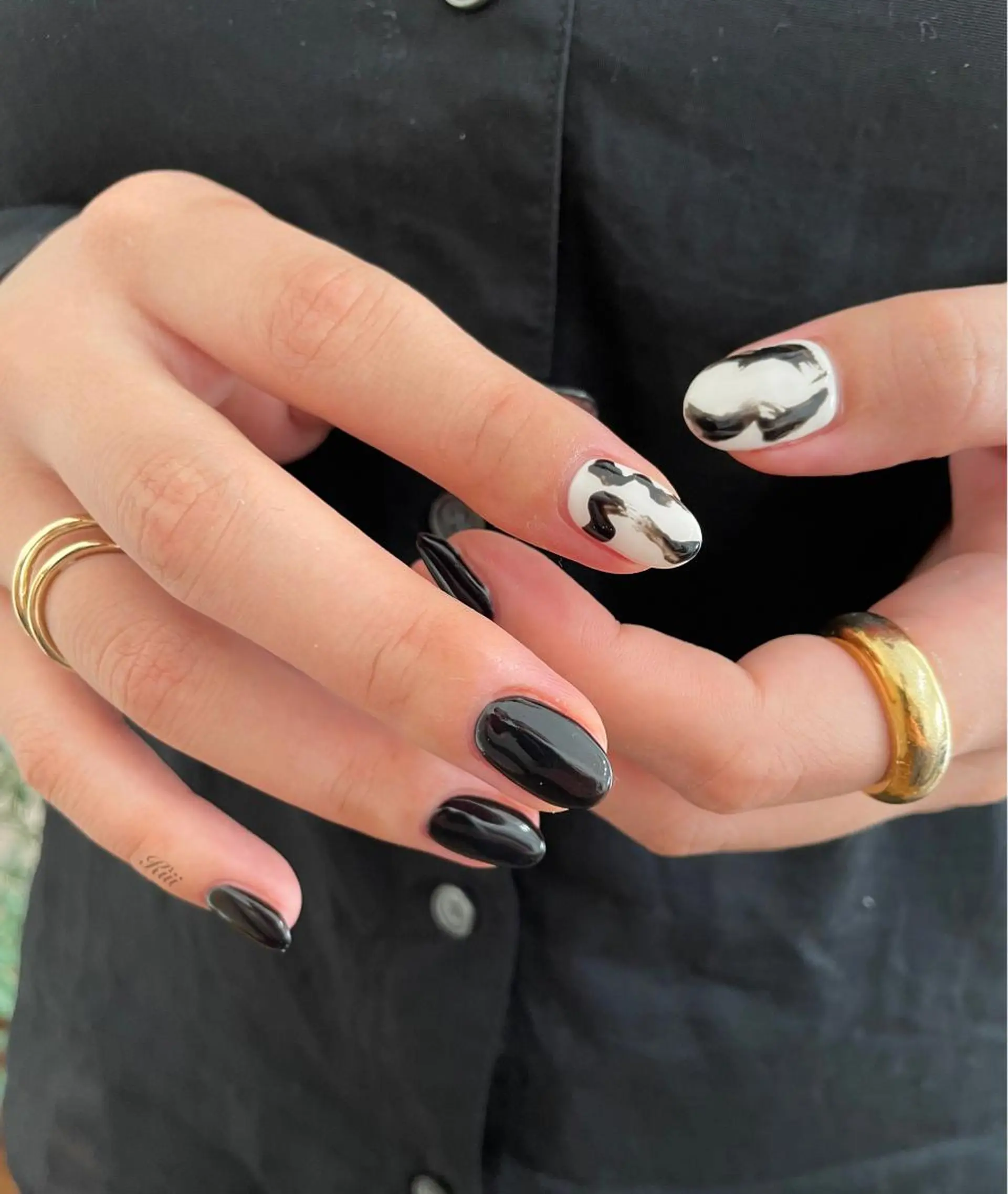 ネイル アートネイル ハンドネイル フットネイル kiii.__ ✴︎*のネイルデザイン