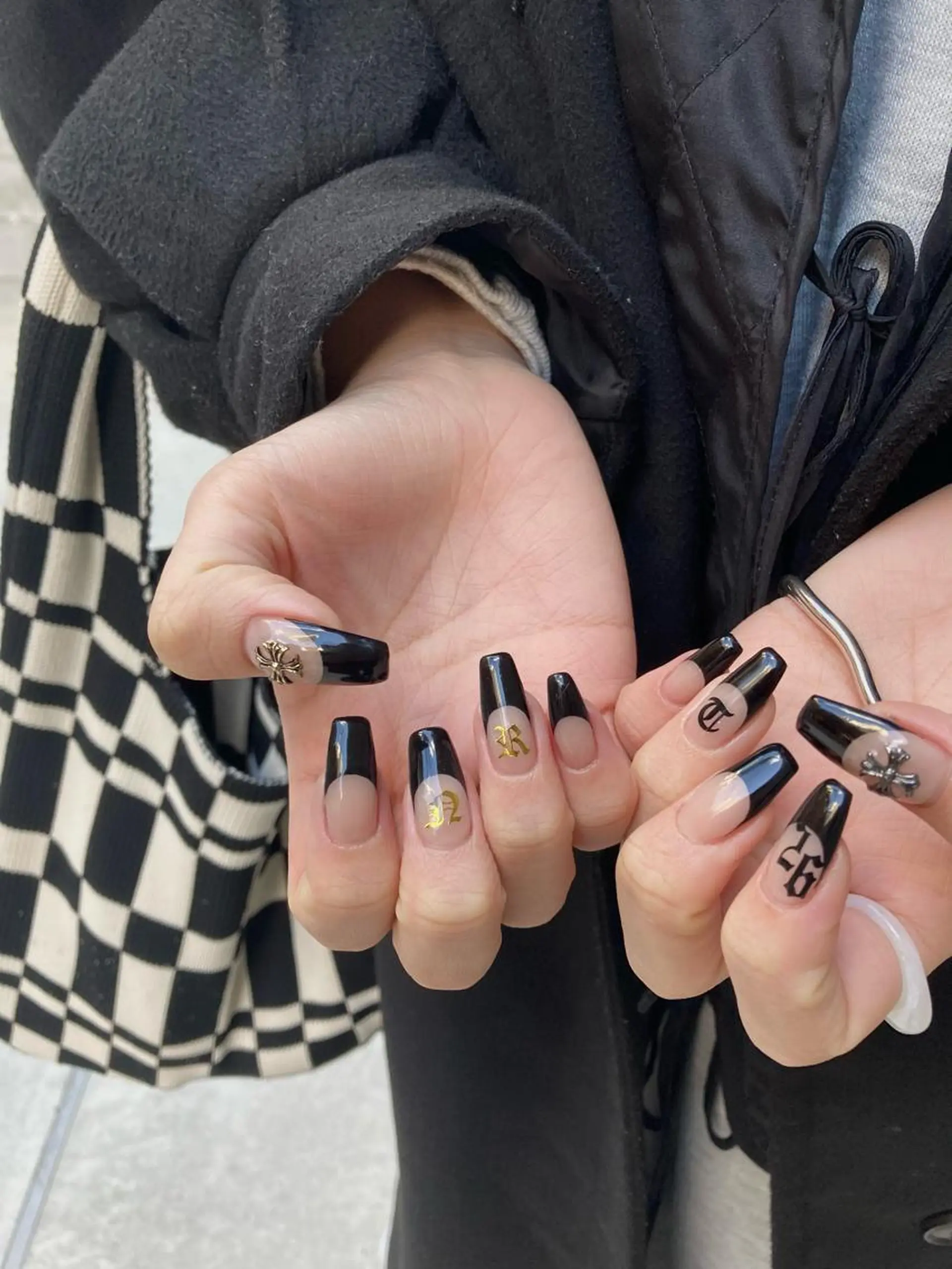 ネイル ロングネイル kana/モード ・グランジ໒꒱のネイルデザイン