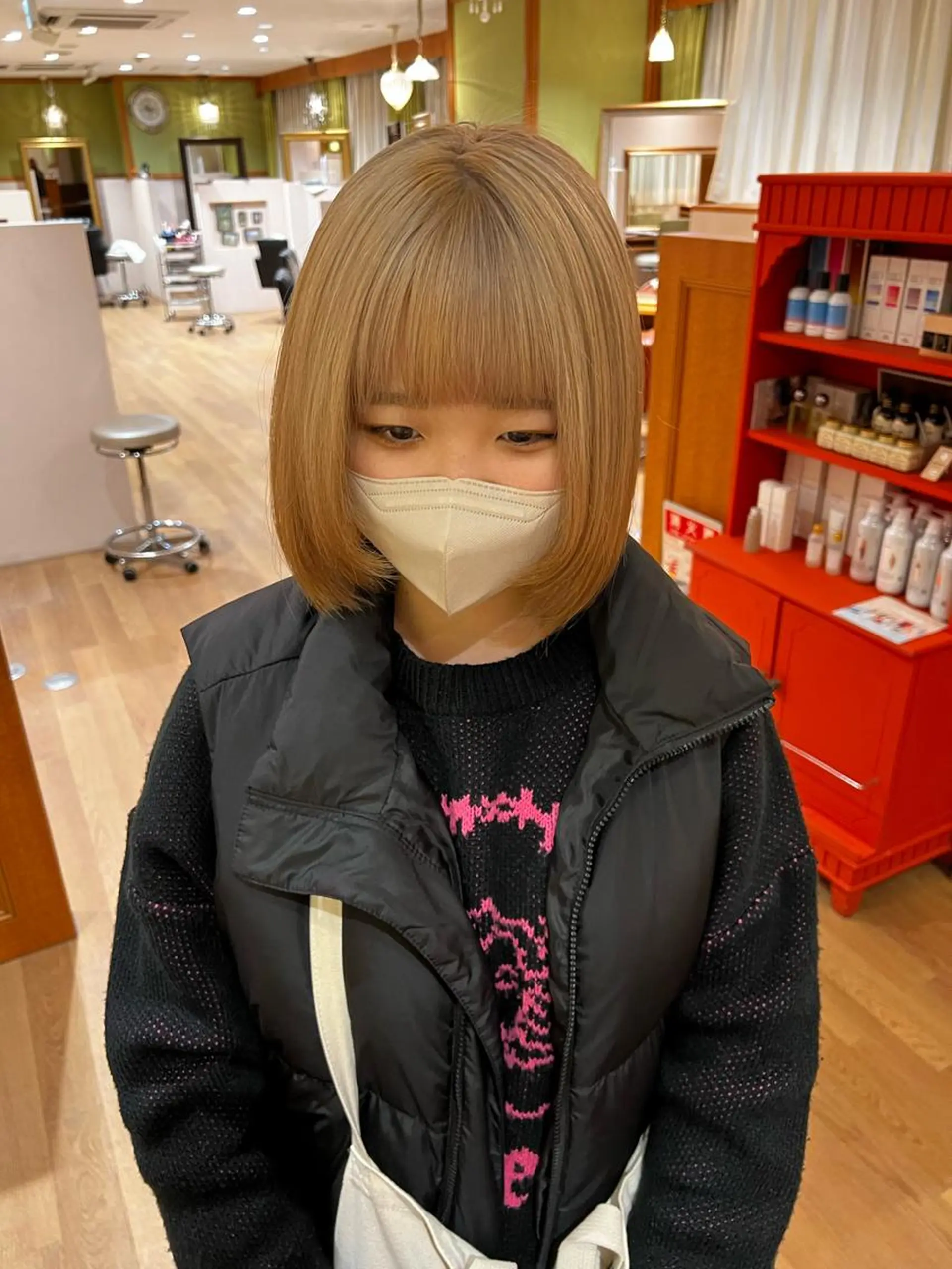 ショート カラー ブリーチ ハイトーンカラー Lita所属・Lita KANAのヘアスタイル