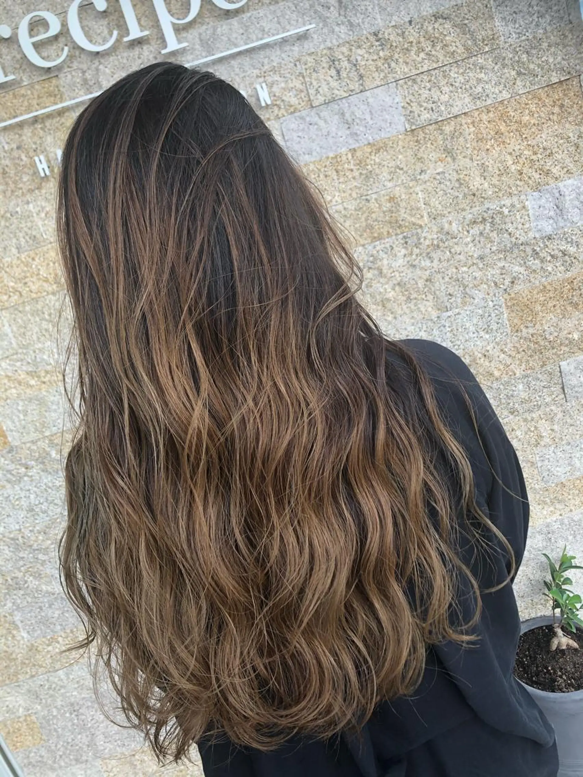 ロング カラー ヘアカラー トリートメント 河内 元伸のヘアスタイル