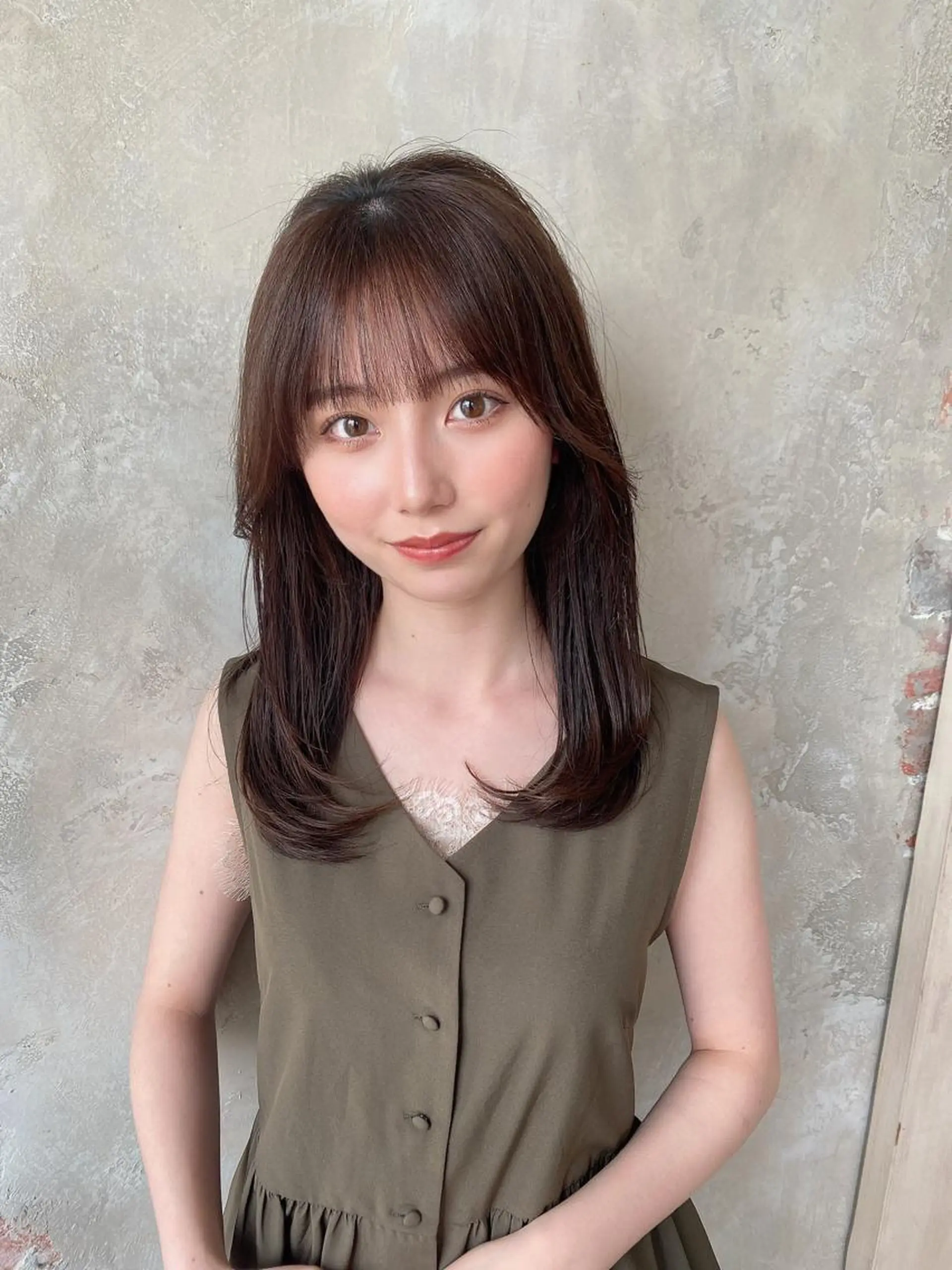 ミディアム 顔周りカット カット トリートメント 顔周り/くびれヘア 韓国ヘア💕風間るなのヘアスタイル