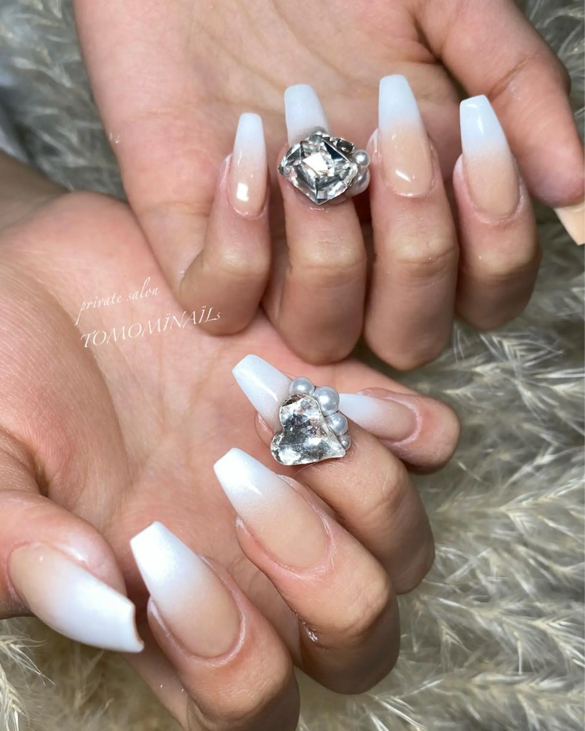 ネイル private salon TOMOMINAILs所属・TOMOMI NAILsのネイルデザイン