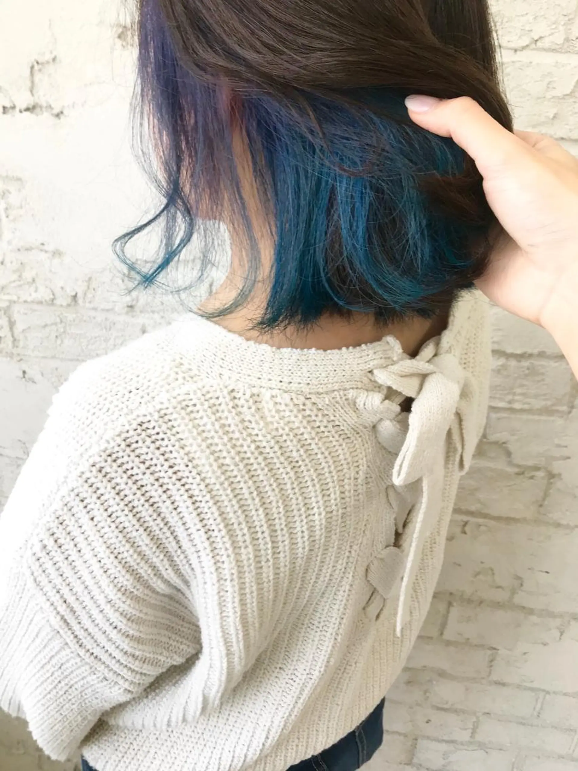 ミディアム カラー オリーブ/アッシュ やわらか透明感カラーのヘアスタイル