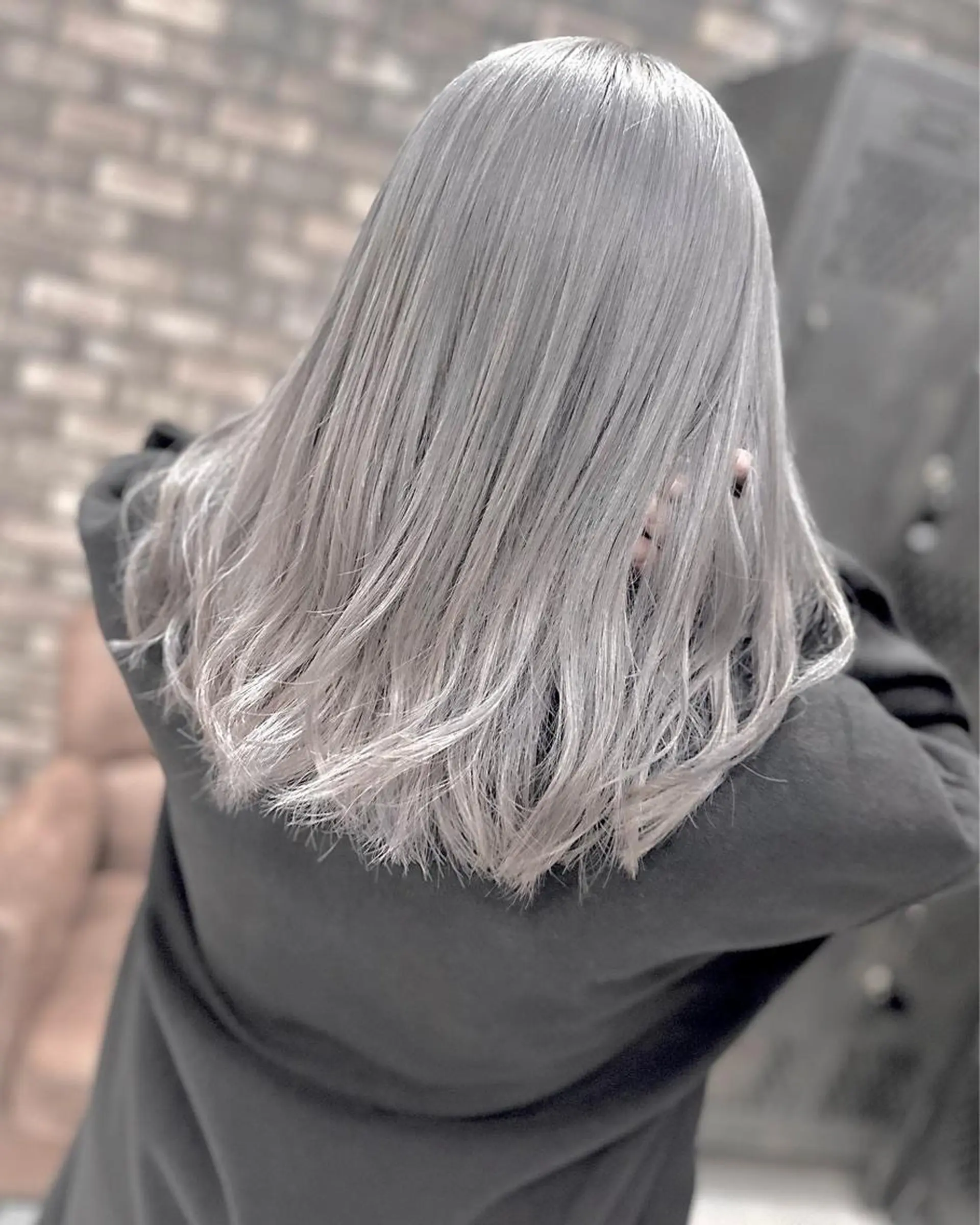 ミディアム ヘアカラー 🔷ブリーチバレイヤ ージュ🔷飯野達也のヘアスタイル