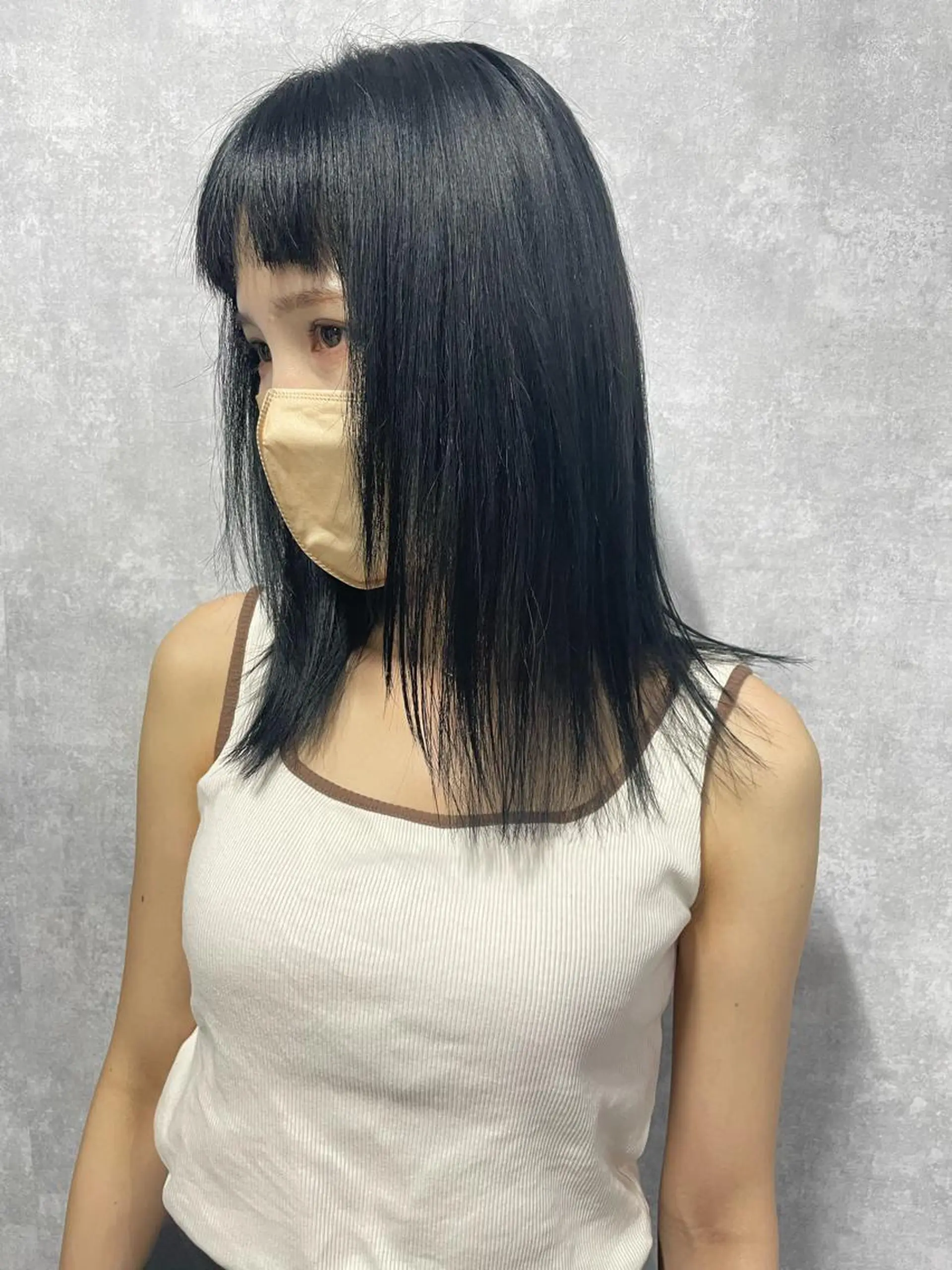 ミディアム 切りっぱなしボブ ショートボブ ミディアムパーマ アッシュ ミストバング C’LD hair  produce /シールドヘア所属・モテ髪/ボブ/ショー ト/アダチフウトのヘアスタイル