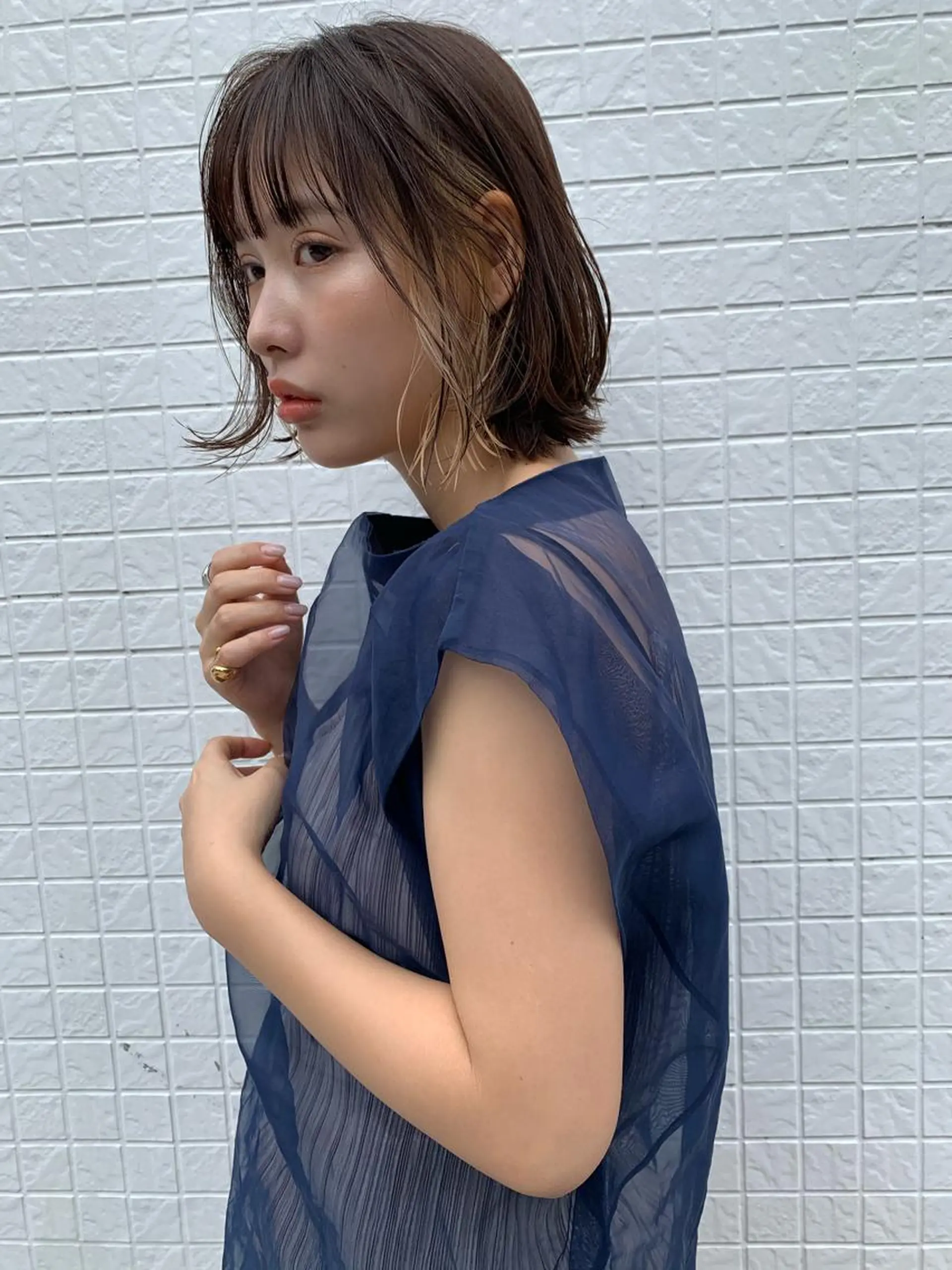 ショート カラー ハイトーンカラー 柔らかブラウン/顔周 りレイヤー♡ユウシのヘアスタイル