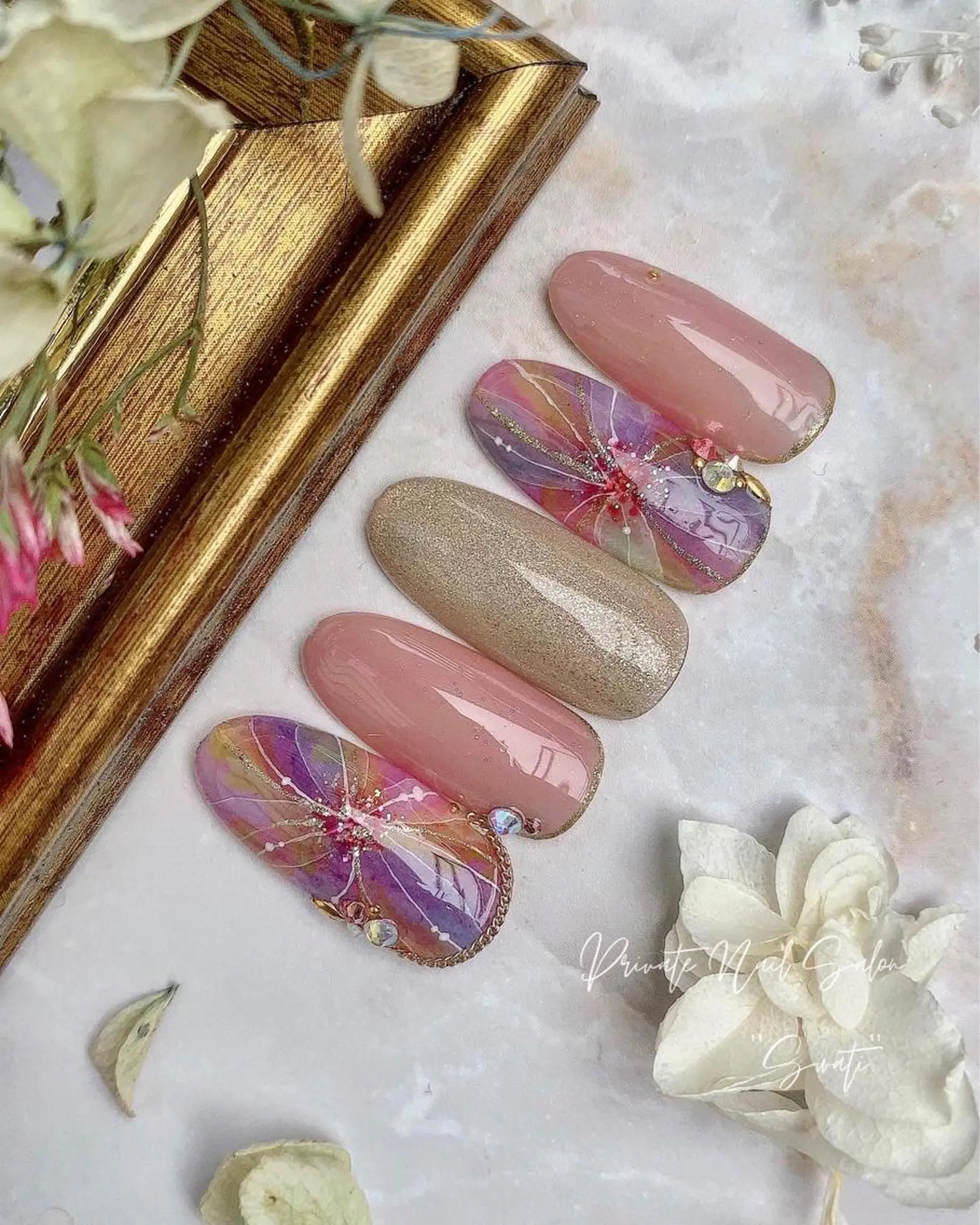 ネイル アートネイル オフィスネイル 冬ネイル yuko （ネイリスト）のネイルデザイン