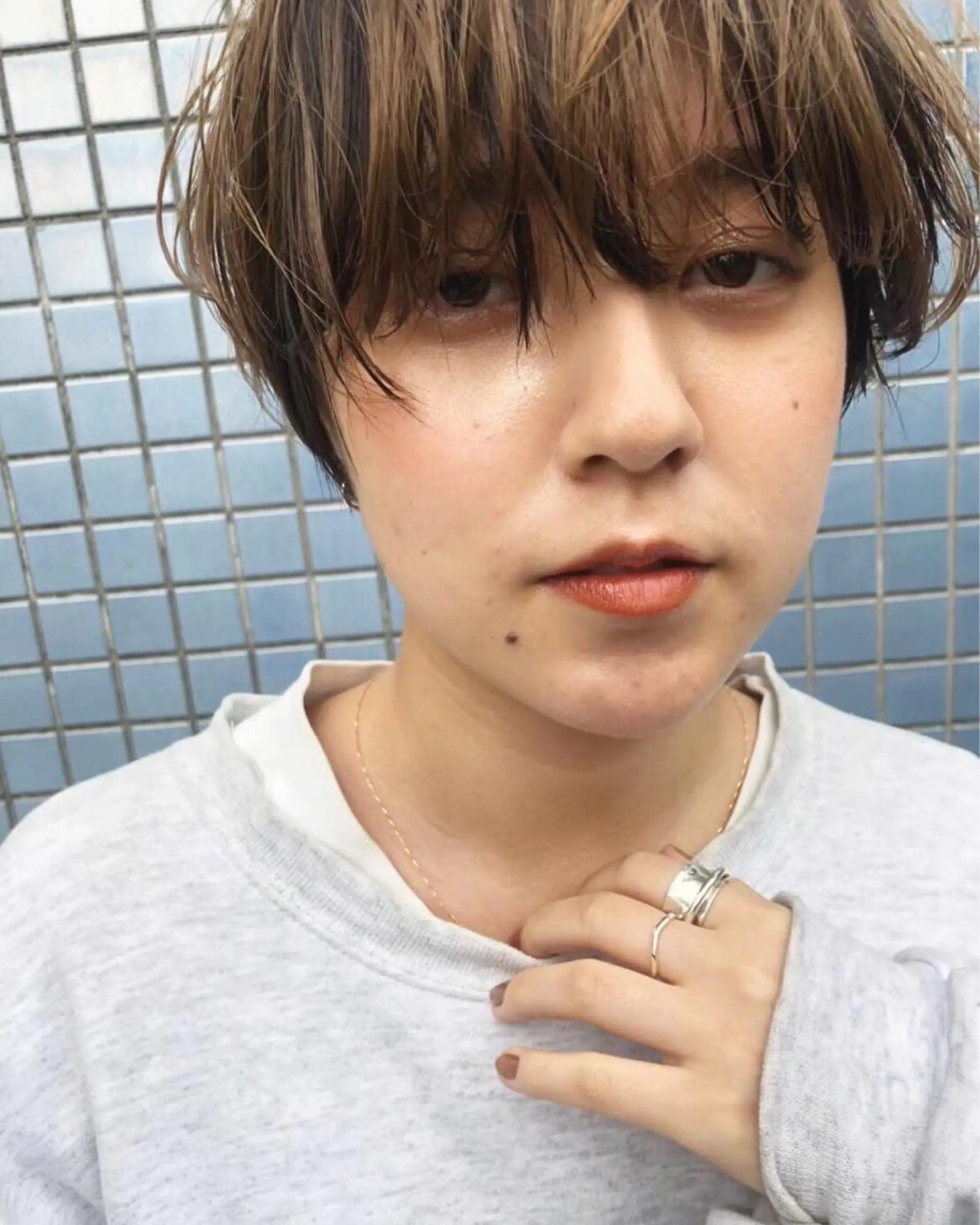 ショート カラー THE DAY所属・AKI HASHIMOTOのヘアスタイル