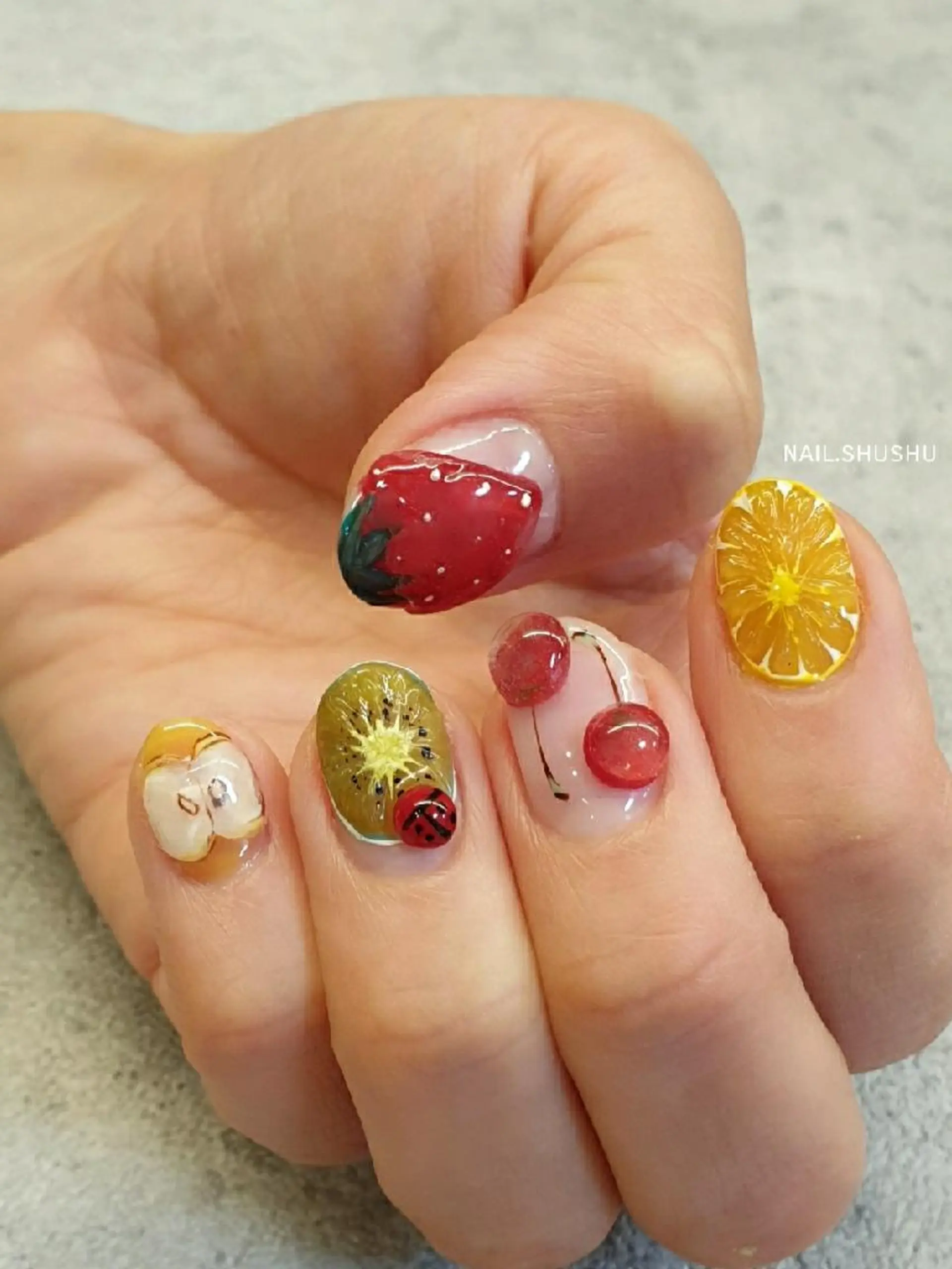 ネイル 3dパーツ/流行り 👧shushu❤️のネイルデザイン