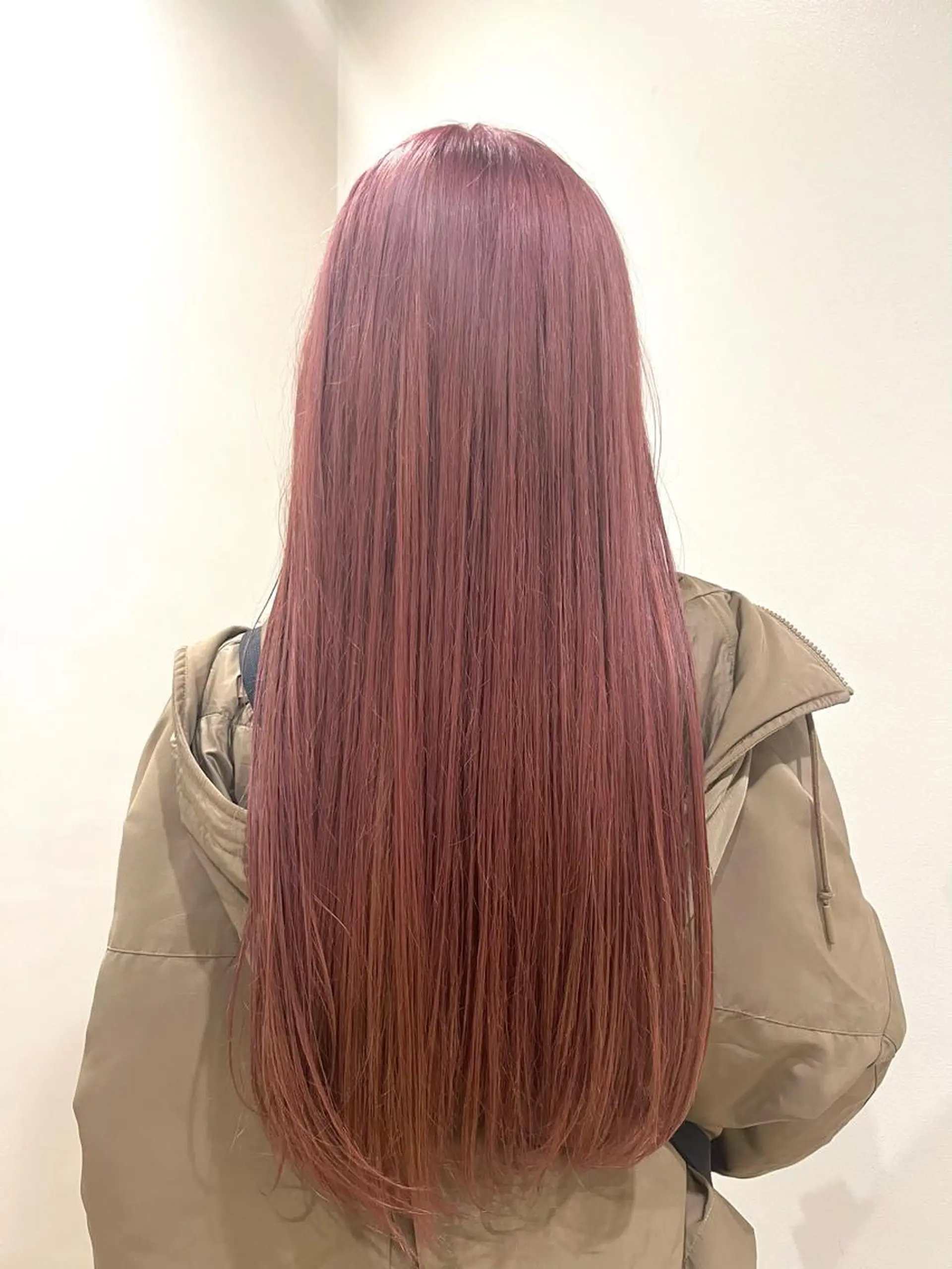 ロング 森田翔斗 顔周りレイヤーのヘアスタイル