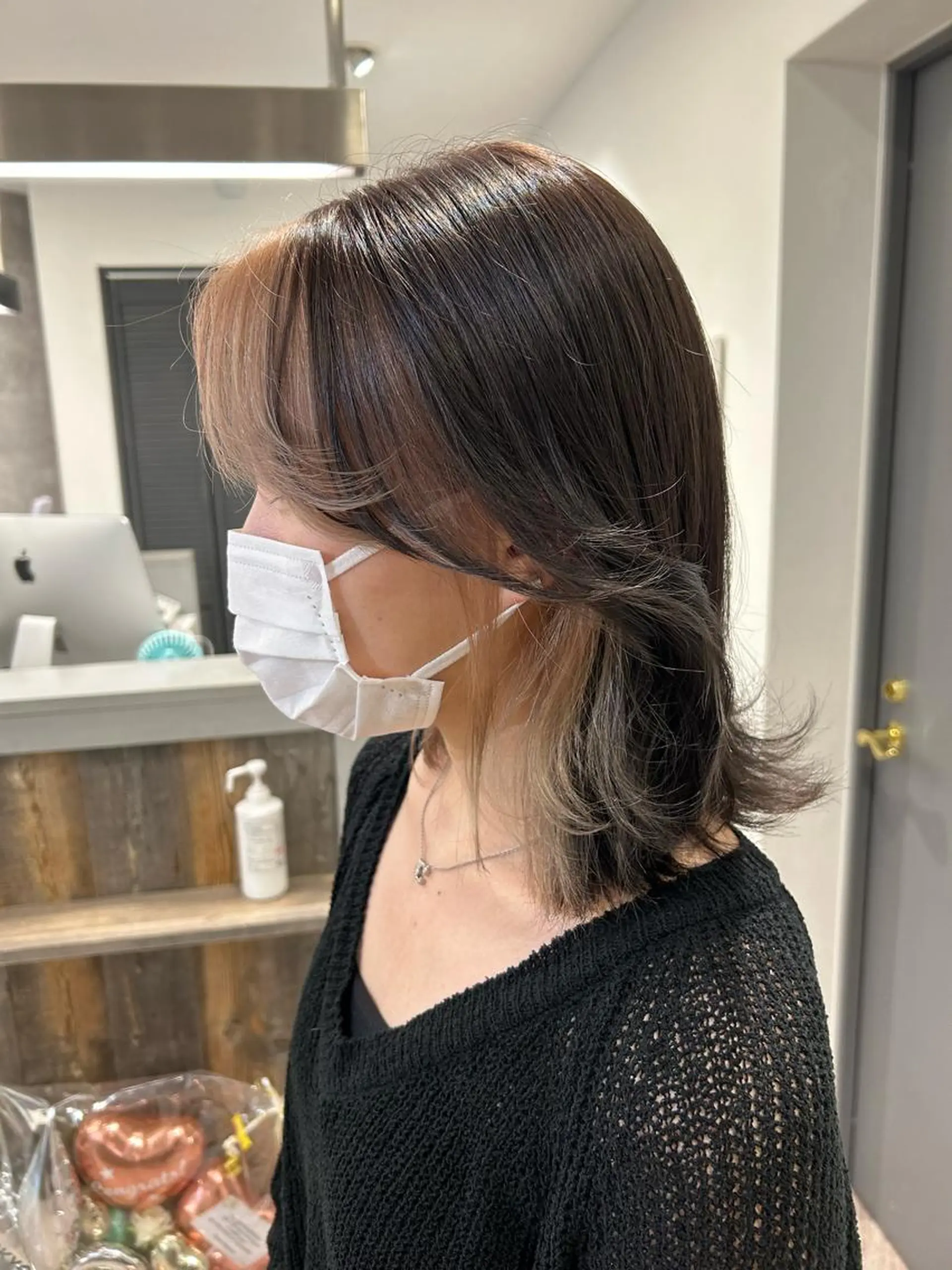 ミディアム カラー ベージュカラー ブリーチ ケアブリーチ 透明感カラー ハイトーンカラー ヘアカラー ハイトーン特化サロン 🍑momo🍑のヘアスタイル