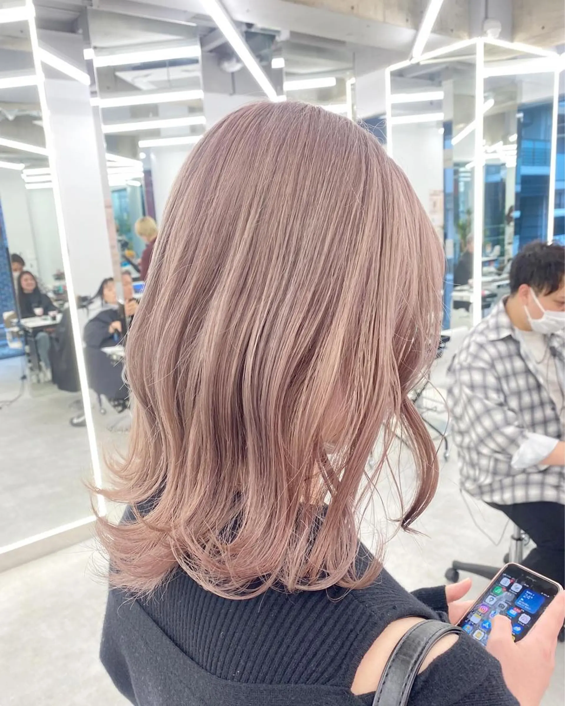 ミディアム カラー 🌈haru🌻 藤沢ハイトーン🌈のヘアスタイル