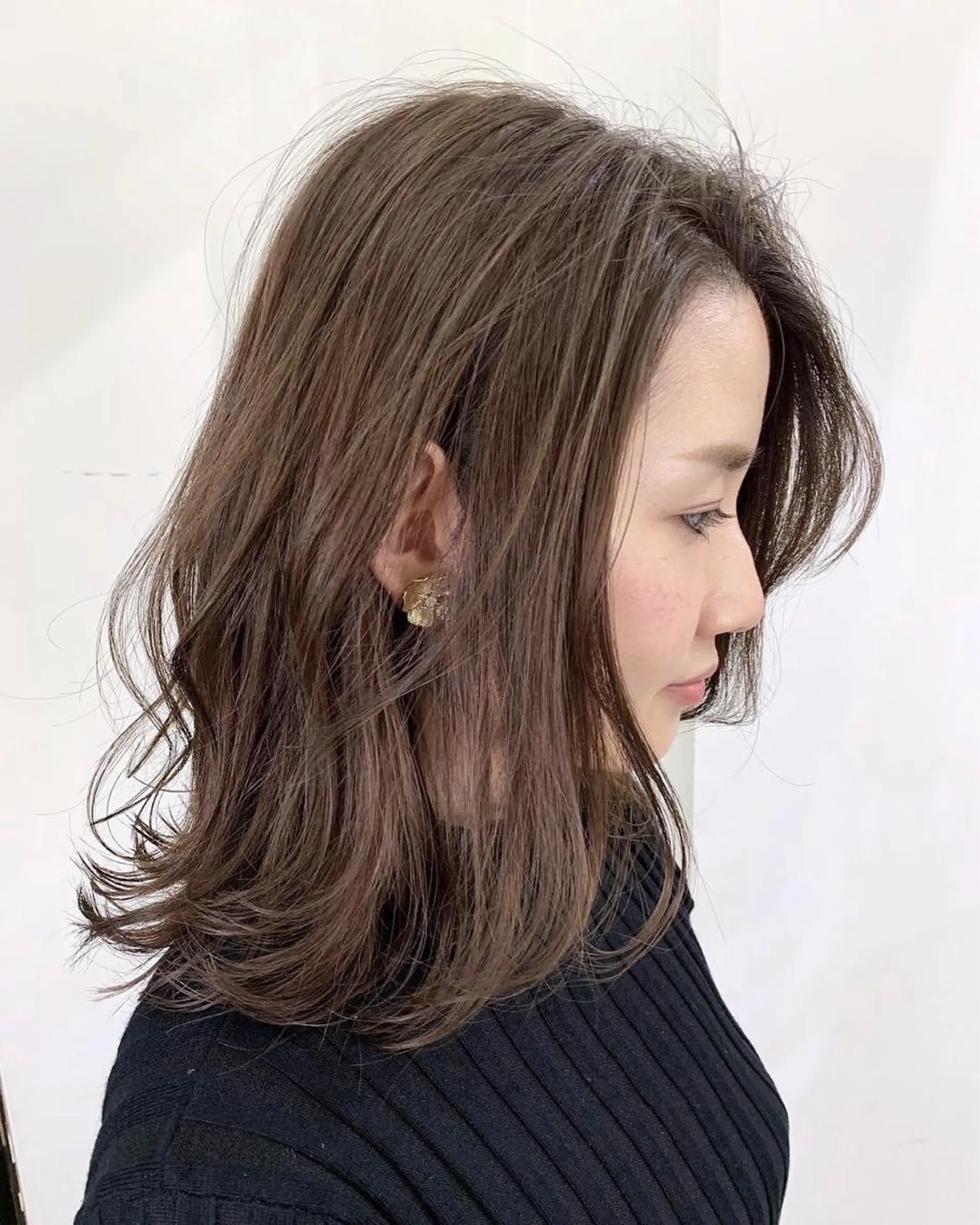 セミロング カラー カット トリートメント 👑圧倒的カラー👑 佐々木祐希のヘアスタイル