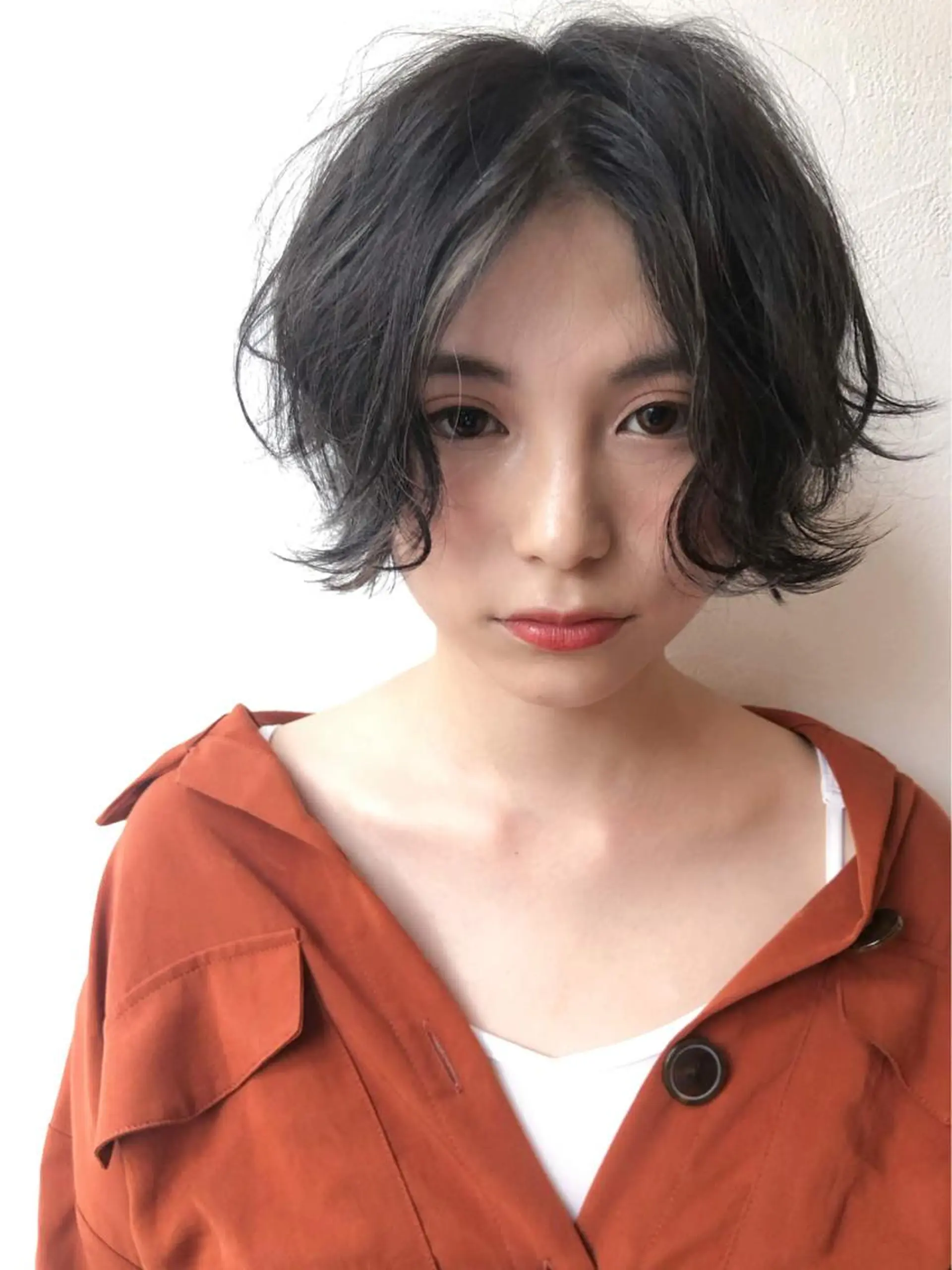 ショート カラー ハイライトカラー ハイライト ショートヘア カット特化柏駅 徒歩3分LOUのヘアスタイル