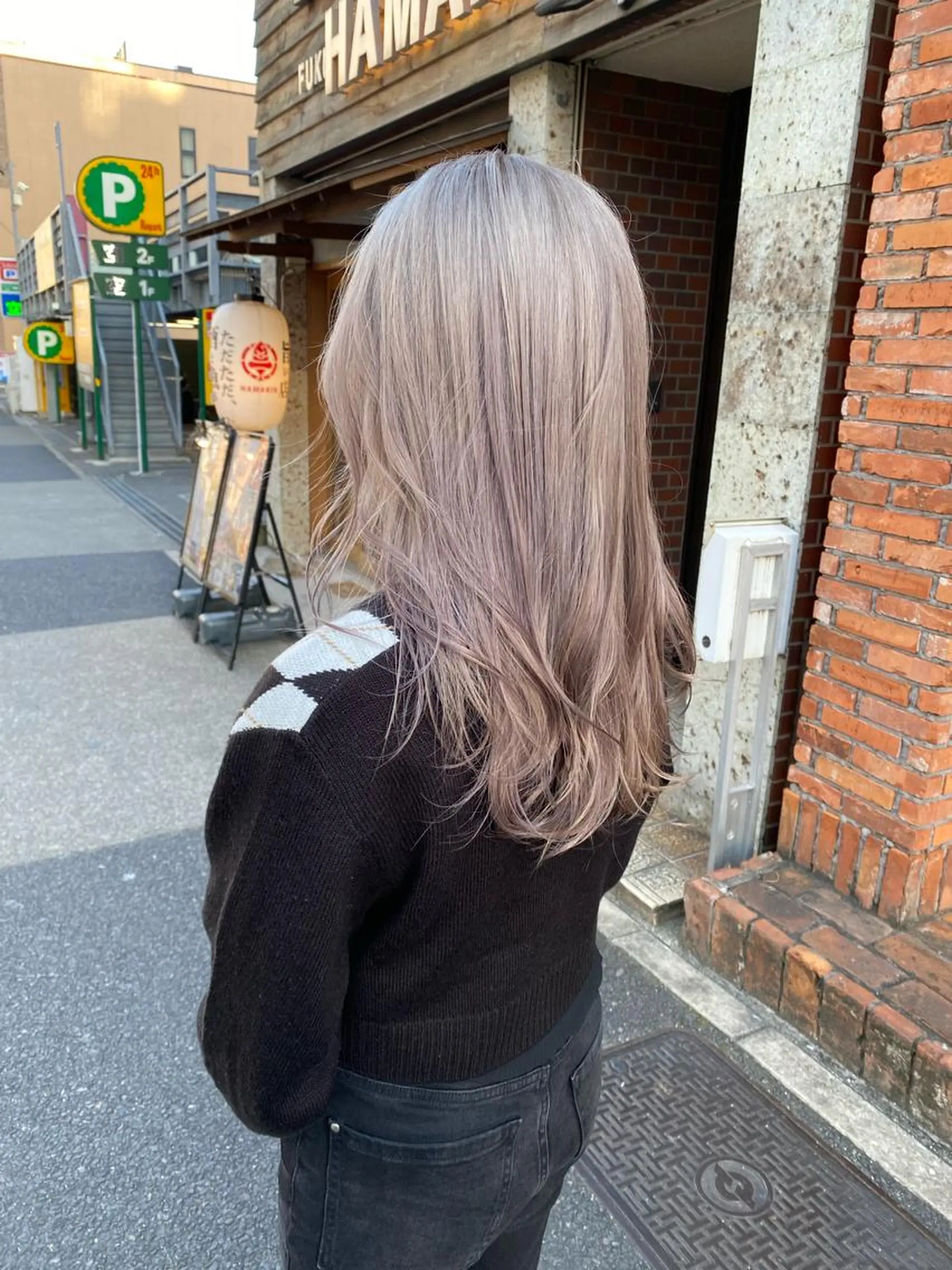 ロング カラー ブリーチ 🍀透明感抜群🍀/ ハイトーンカラーのヘアスタイル