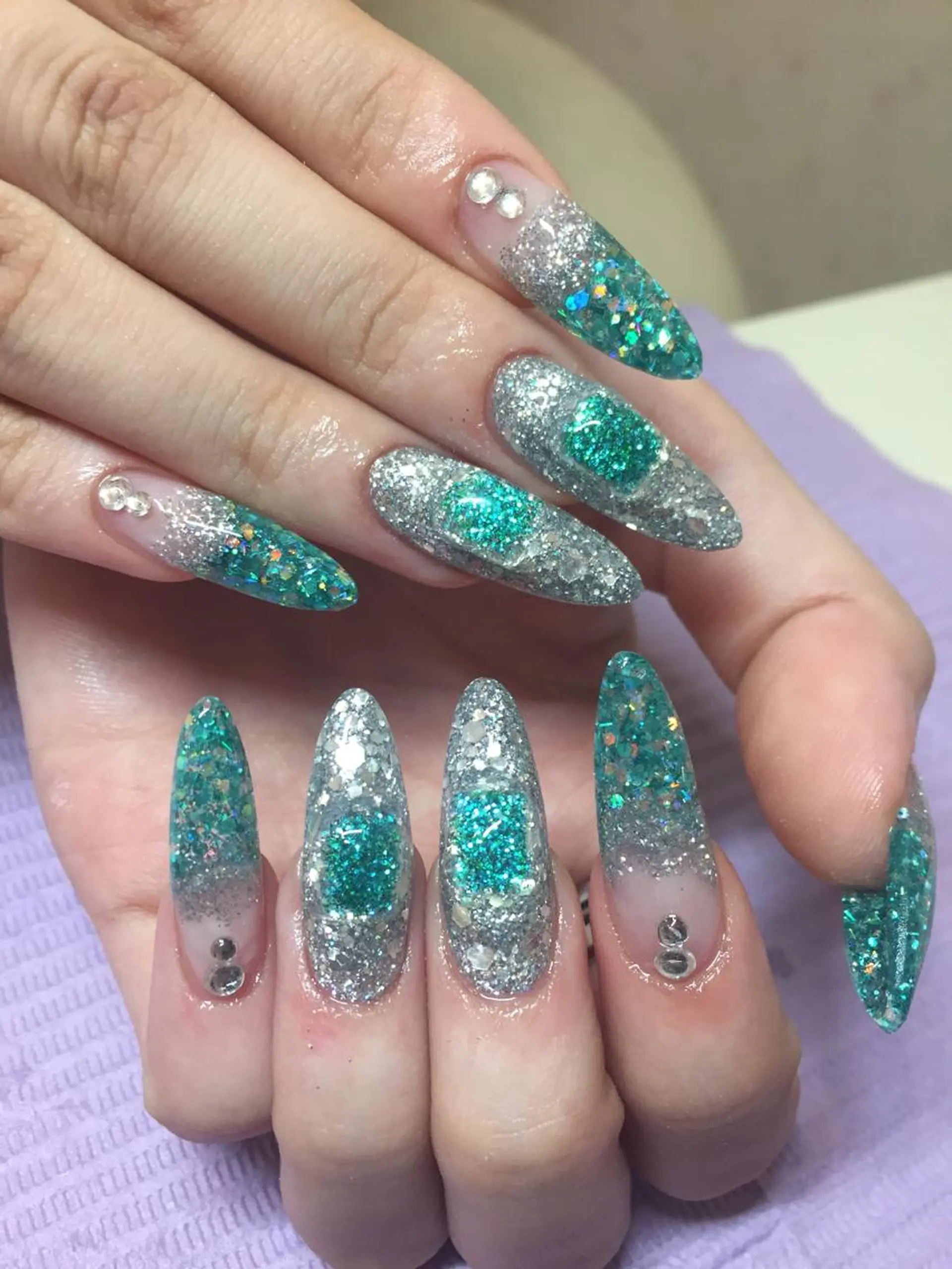 ネイル ハンドネイル SERIA& Be more...のネイルデザイン