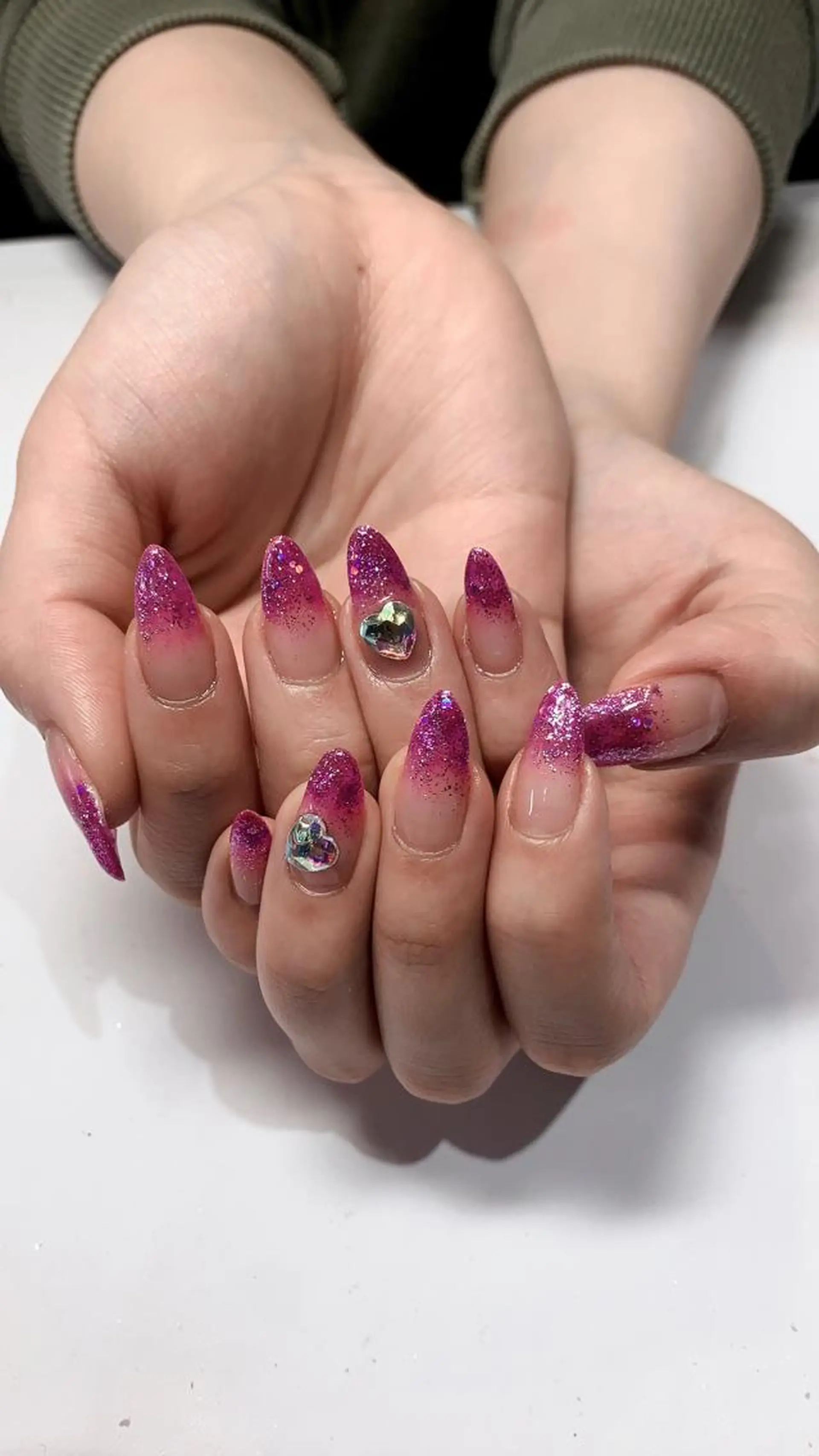 ネイル Guarendo(ガレンドゥ)錦糸町店所属・Gurando 錦糸町店のネイルデザイン