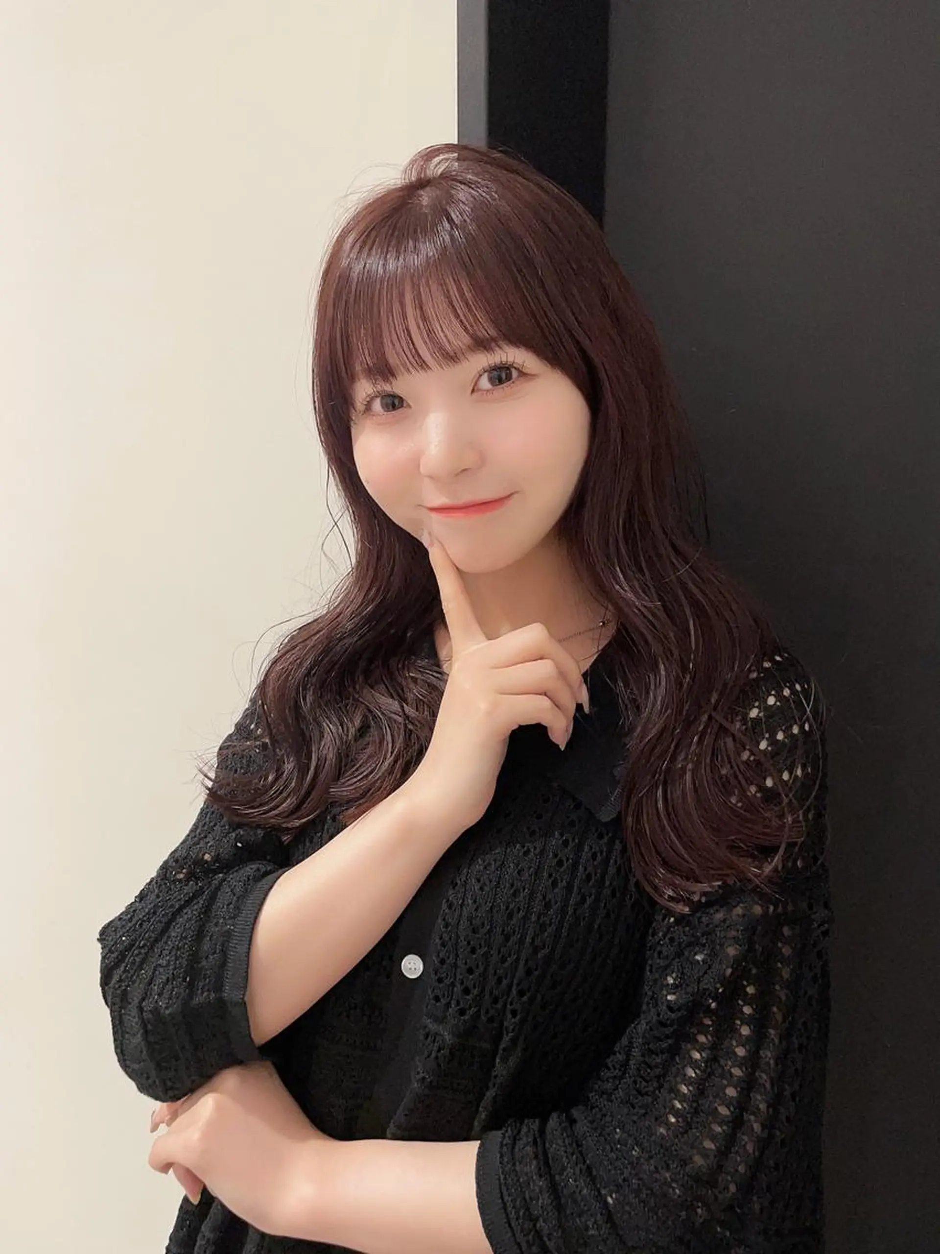 セミロング カラー パーマ ヘアアレンジ 耳つぼ屋さん ‎🤍りりのヘアスタイル