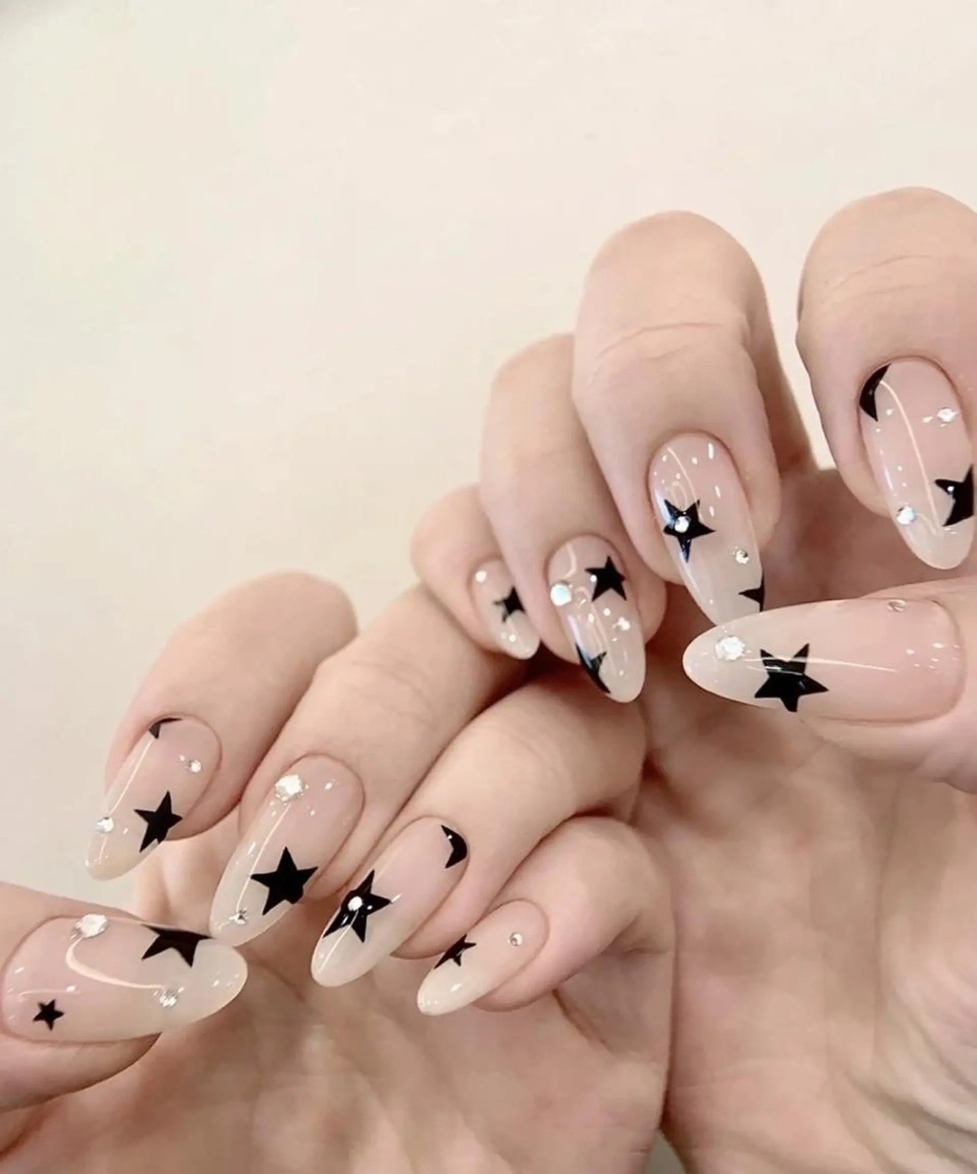 ネイル 長さ出し フレンチネイル グラデーション 卒業式 マグネットネイル ハンドネイル MIHANA ZENのネイルデザイン