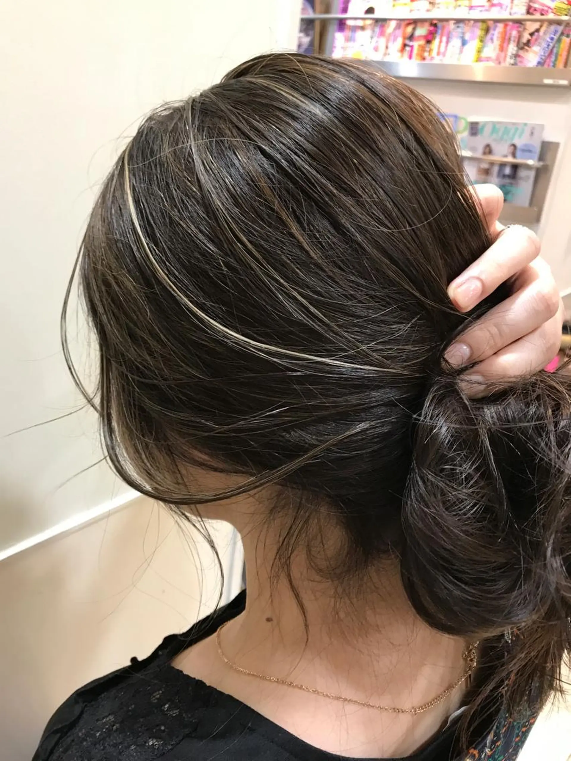 ロング カラー 関口 友行のヘアスタイル