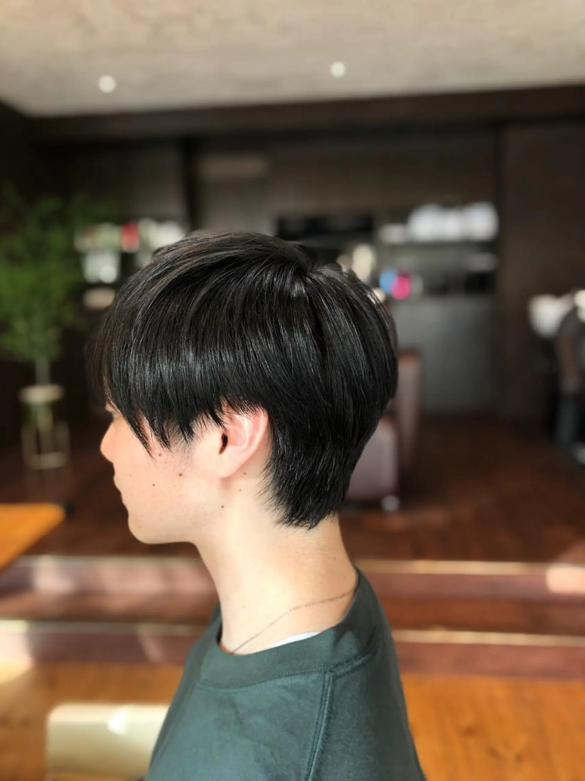 ショート メンズ カット BEACH　HAIR&NAIL所属・両国駅徒歩1分⭐️ アイロン仕上げのヘアスタイル