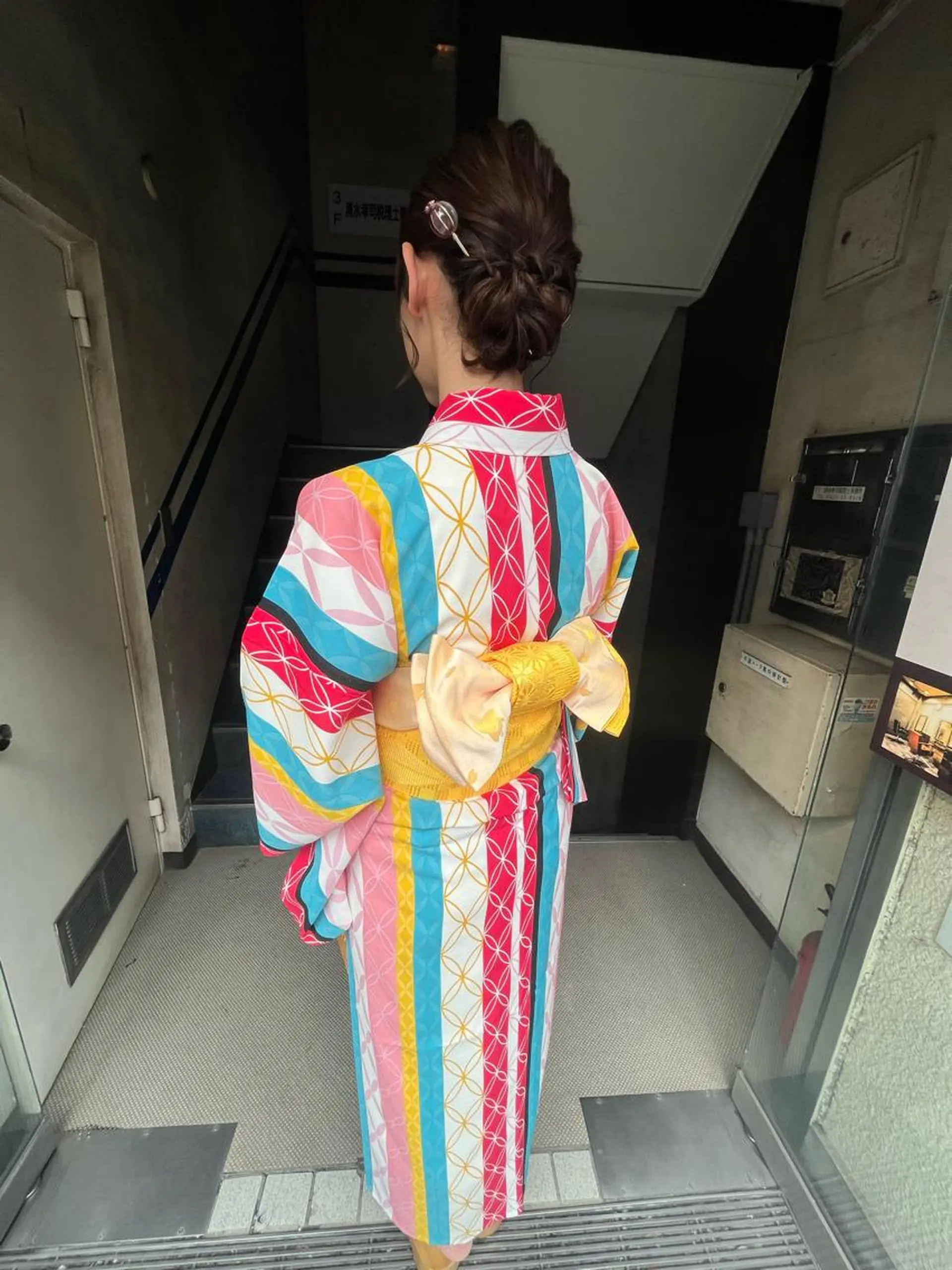 艶髪/ハイトーン/ ヘアセット/モエノのヘアスタイル