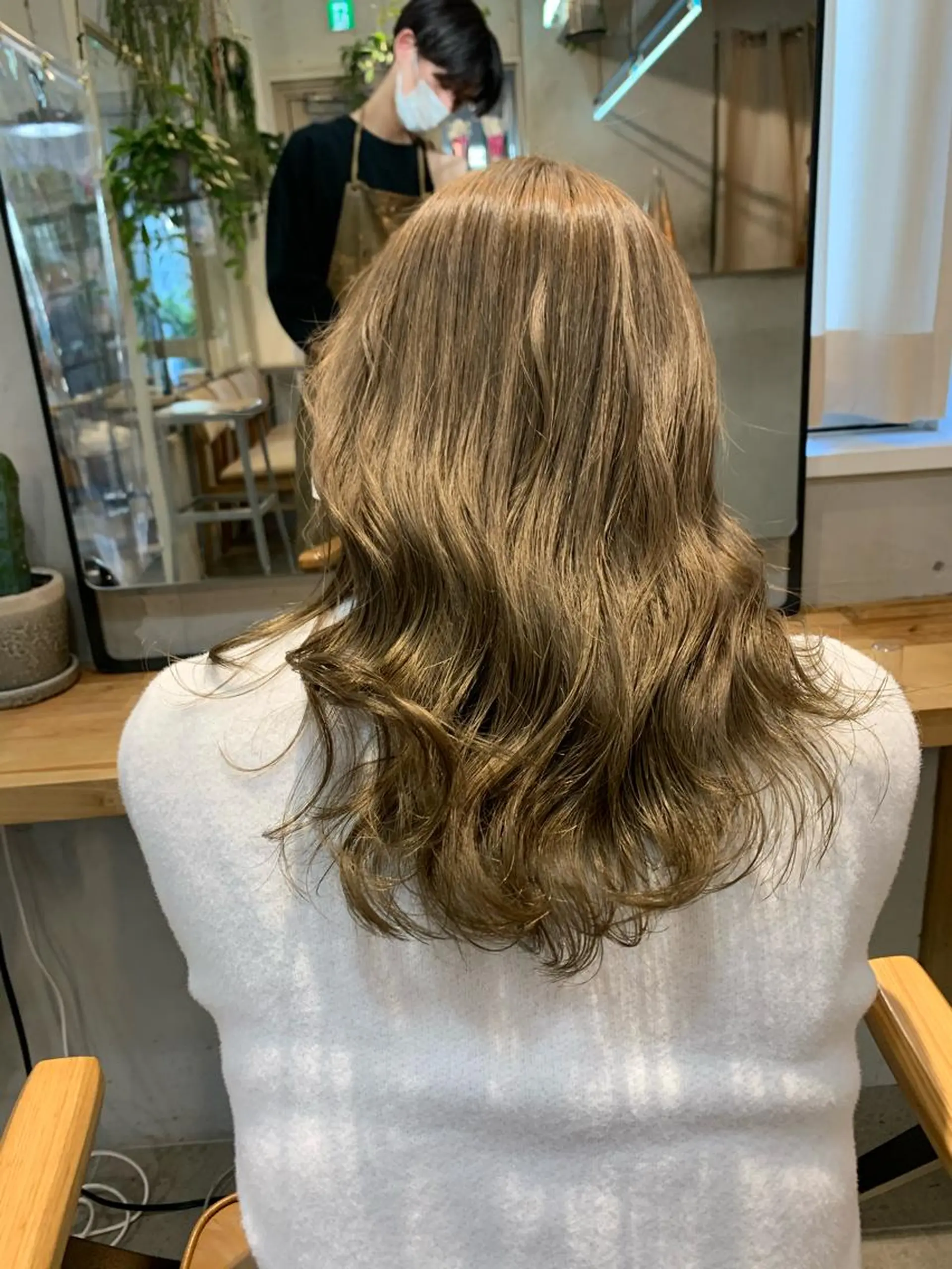 ロング カラー マツエク・マツパ ヘアカラー トリートメント ハイトーン&暗髪🔥 表参道二刀流マエダのヘアスタイル