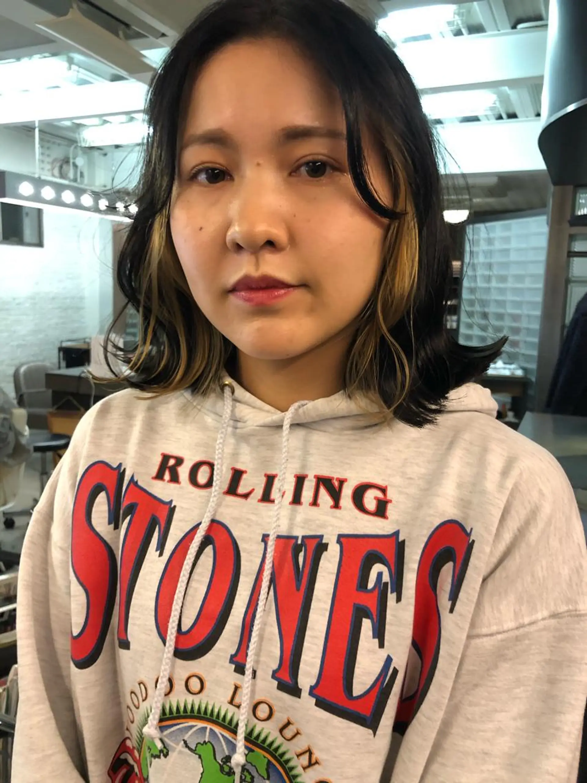 ミディアム カラー NOUN所属・eri kinjoのヘアスタイル