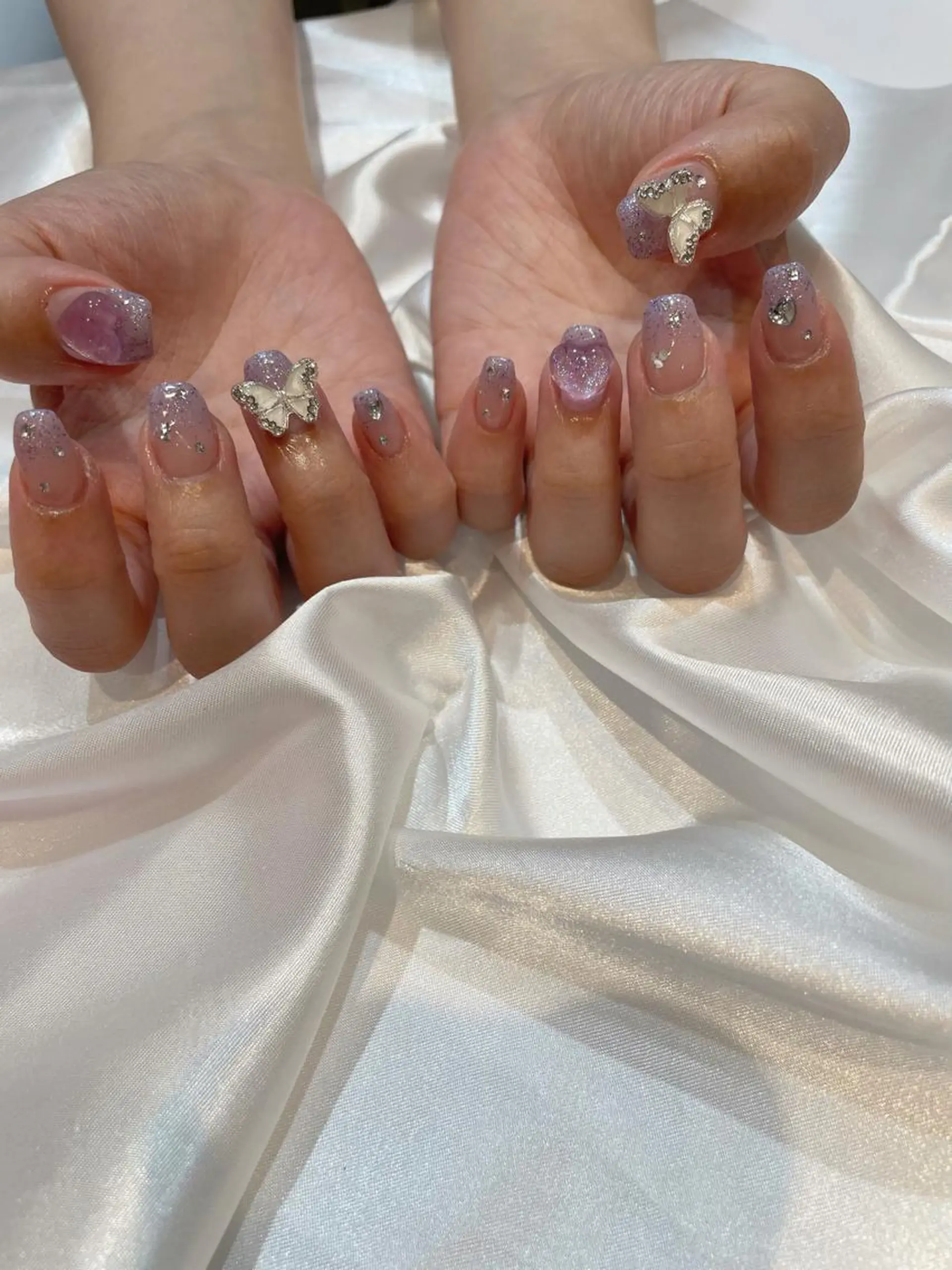 ネイル classic 新横浜所属・山田 暉のネイルデザイン