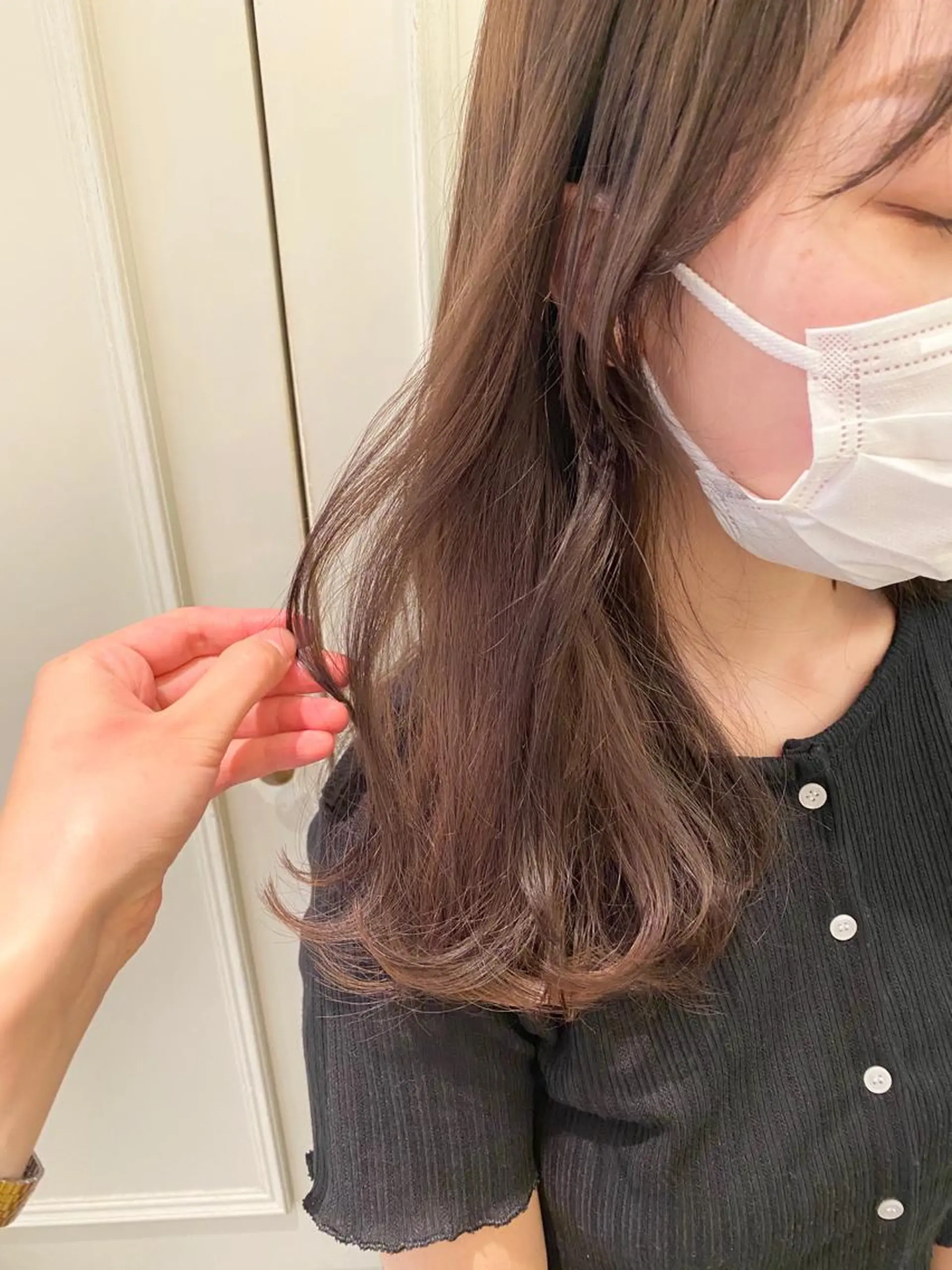 セミロング カラー ベージュカラー 大久保 愛のヘアスタイル