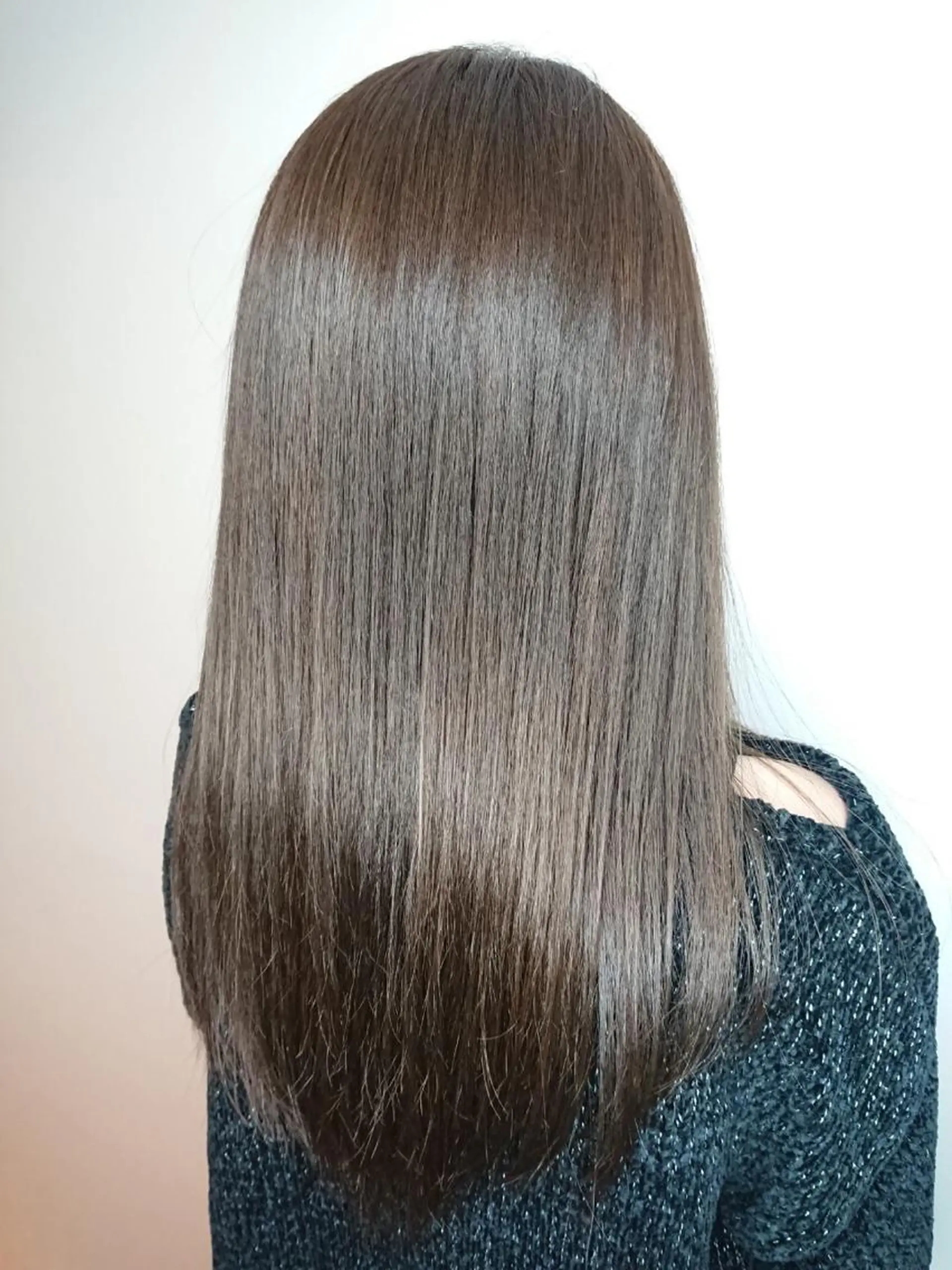 セミロング カット トリートメント ヘッドスパ 🔔支持率NO.1 🔔廣岡慶太のヘアスタイル