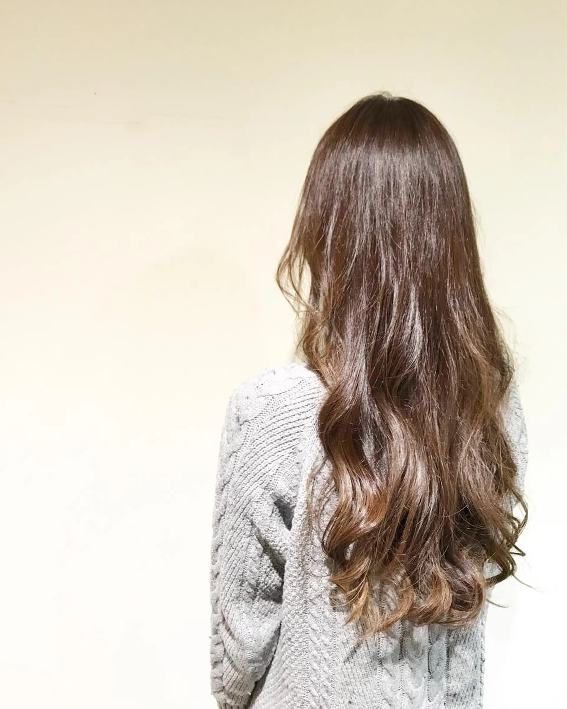 ロング カラー アッシュ アッシュグレー アッシュグレージュ グレージュ ハイライトカラー 1/f所属・秋田 亜由美のヘアスタイル