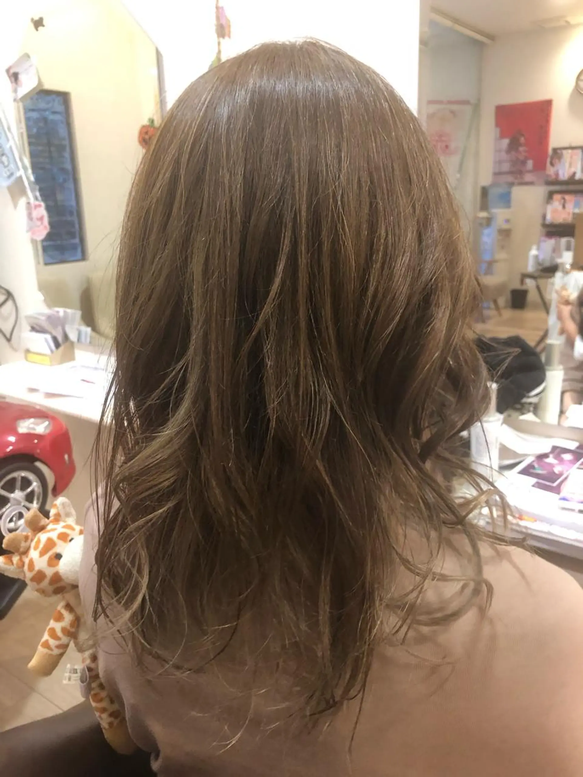 カラー バレイヤージュ ハイライトカラー 森澤 一也のヘアスタイル