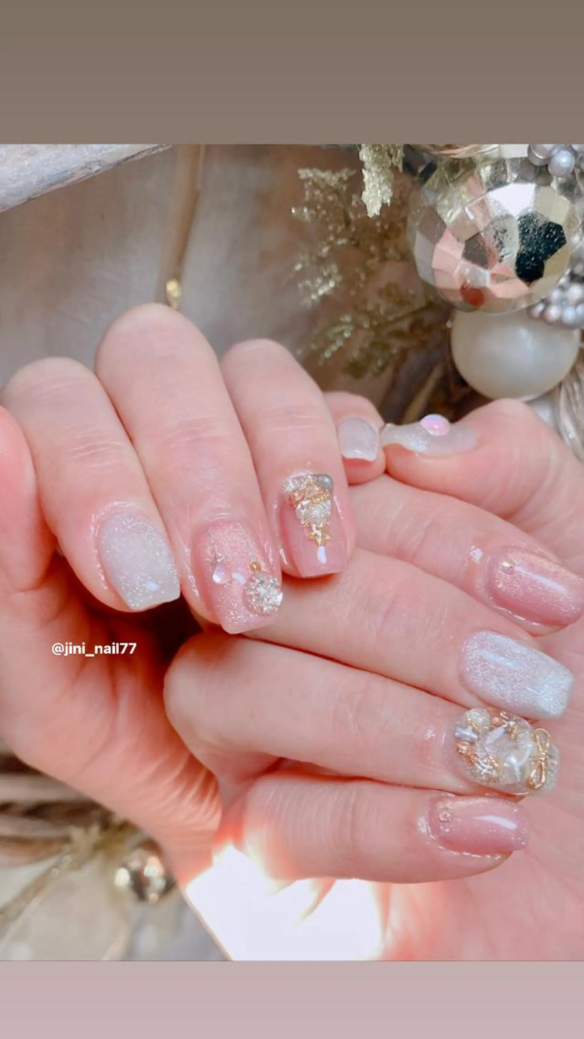 ネイル ハンドネイル JINI NAIL所属・ジニ ネイルのネイルデザイン