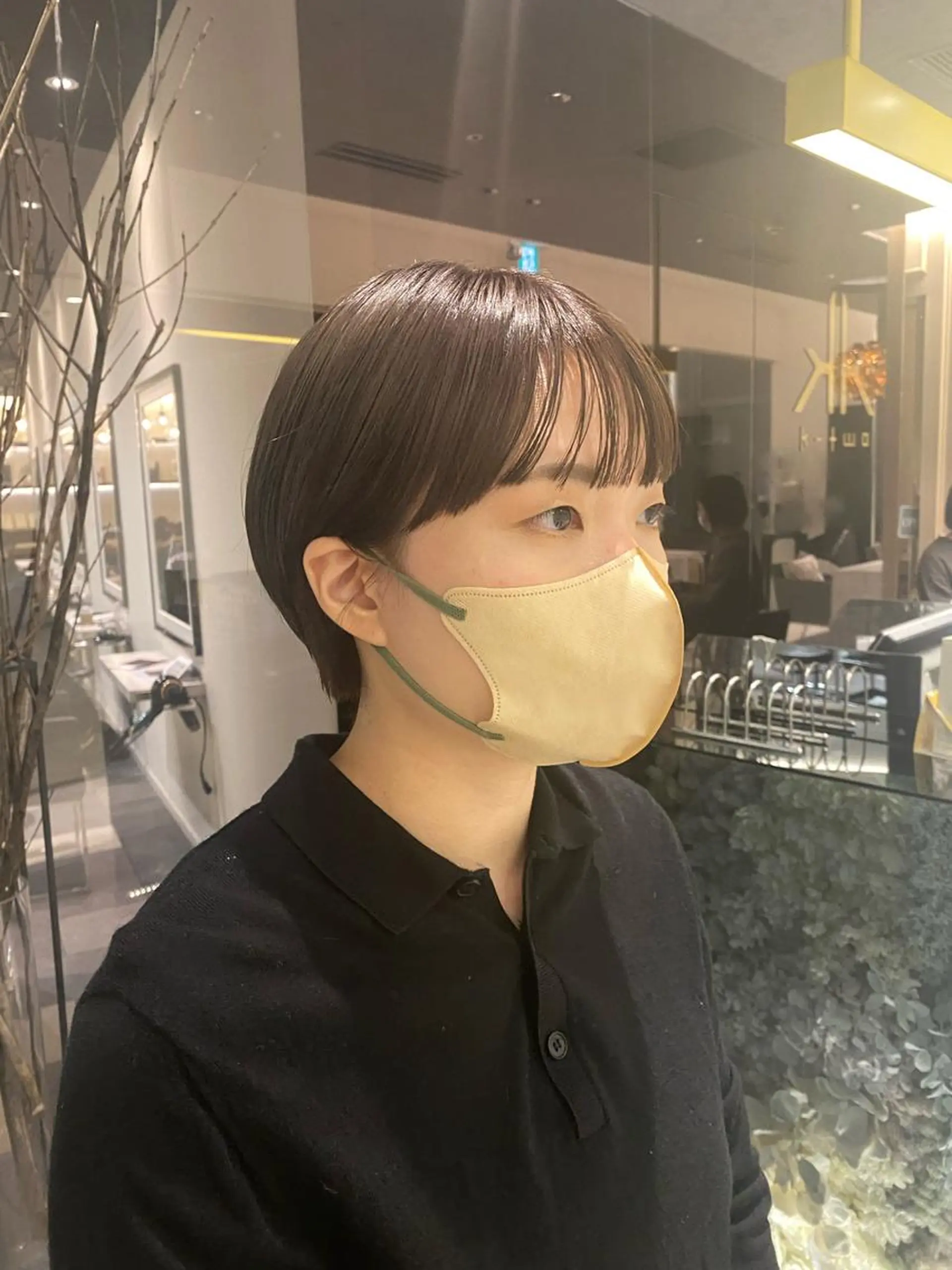 ショート カラー ブリーチ イヤリングカラー ハイライトカラー インナーカラー ブリーチなしカラー 巻ける縮毛矯正/艶 カラーchika🩵のヘアスタイル