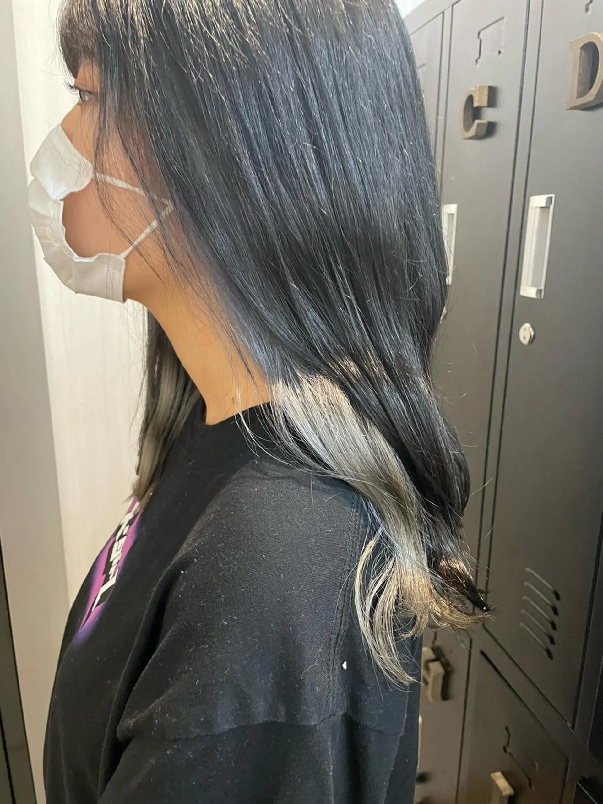 ロング カラー インナーカラー シルバー 【ボブ/透明感カラー 】🎀上村美緒🎀のヘアスタイル