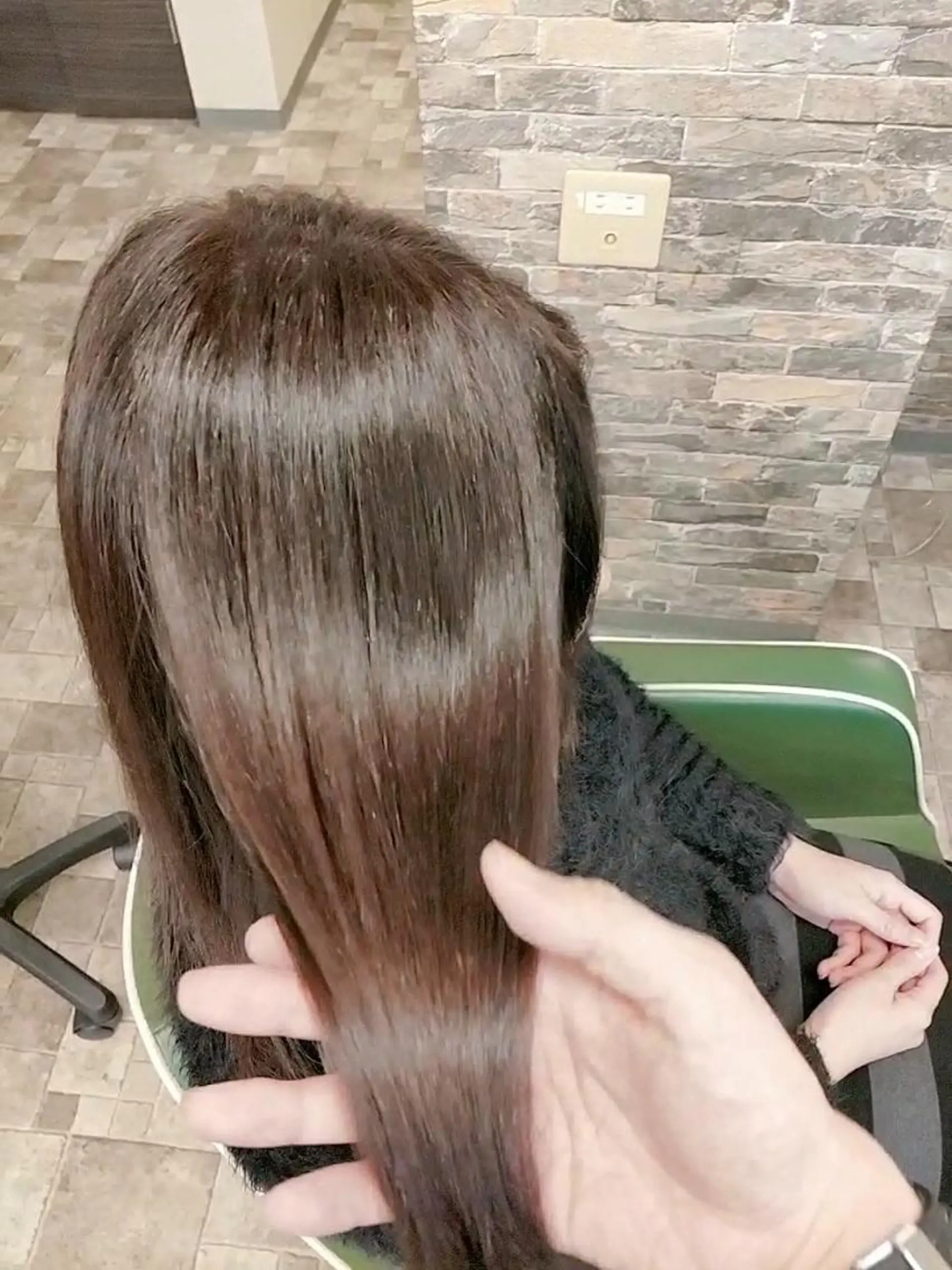 セミロング カラー アクアカラー 顔周りカット 髪質改善 小顔カット トリートメント デザインカラー髪質 改善Lilithのその他イメージ