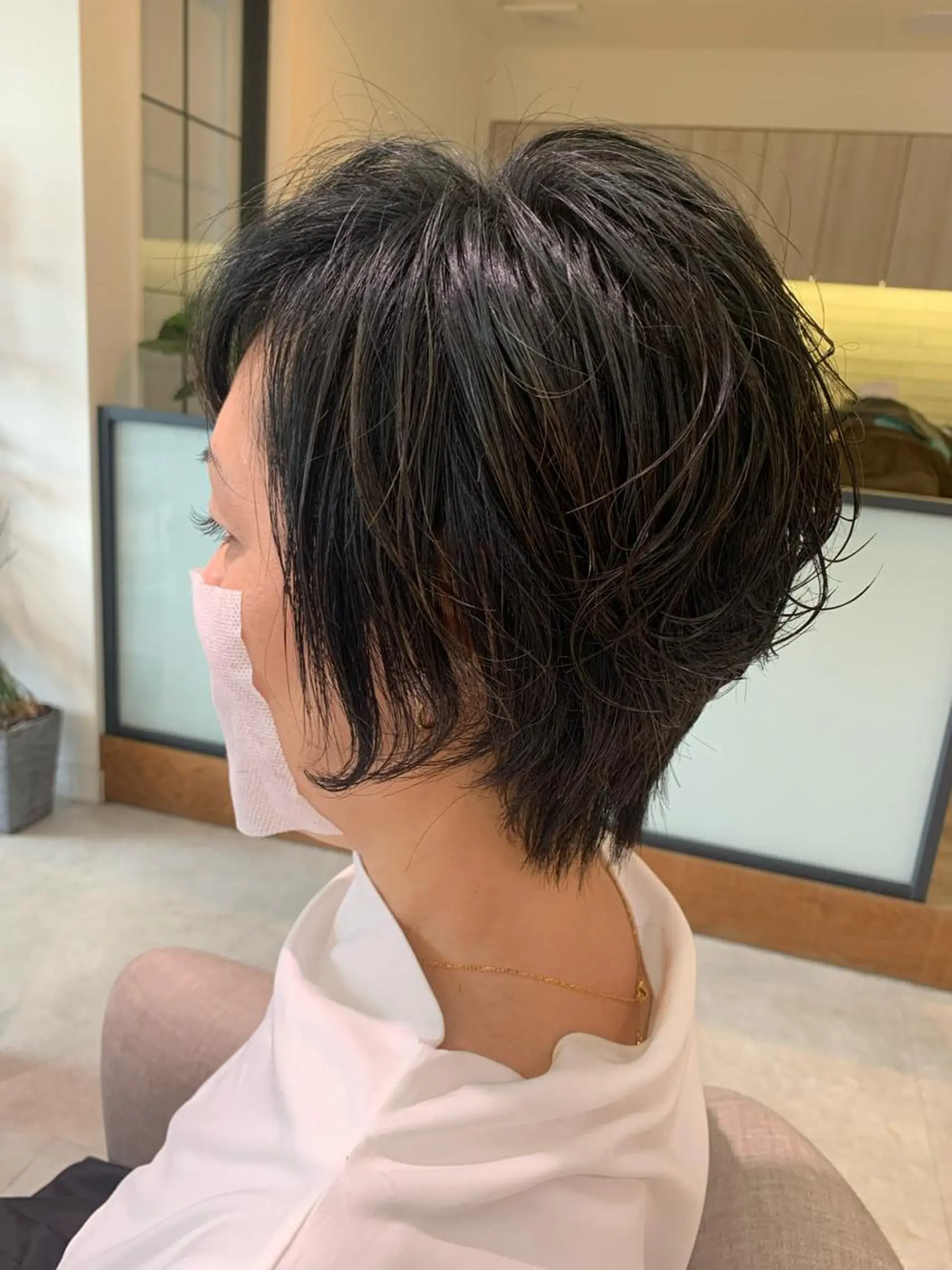 ショート パーマ 青木 くるみのヘアスタイル