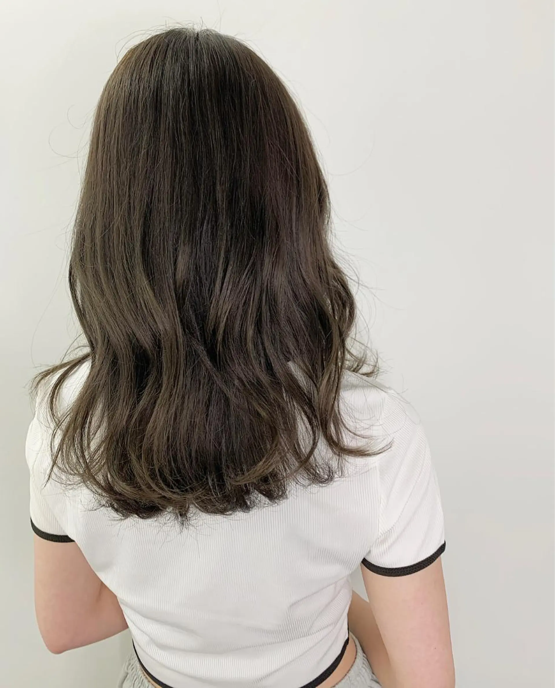 ミディアム LOuNICA/銀座 RYUNOSUKEのヘアスタイル