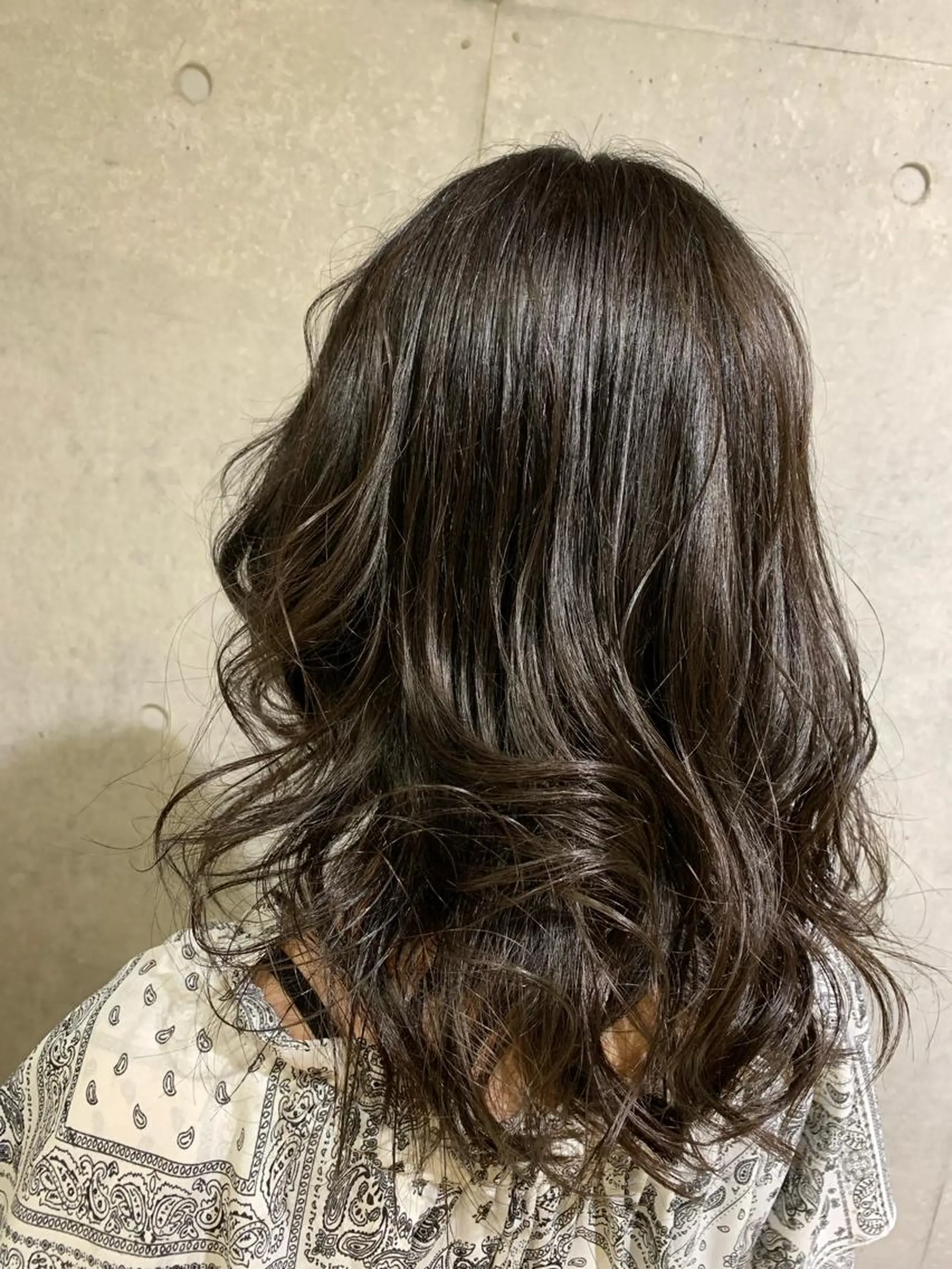 セミロング パーマ セミロングパーマ デジタルパーマ Produce with SALON VILLAGE所属・メッシュパーマ職人/ 窪田 優也/ツイスパのヘアスタイル