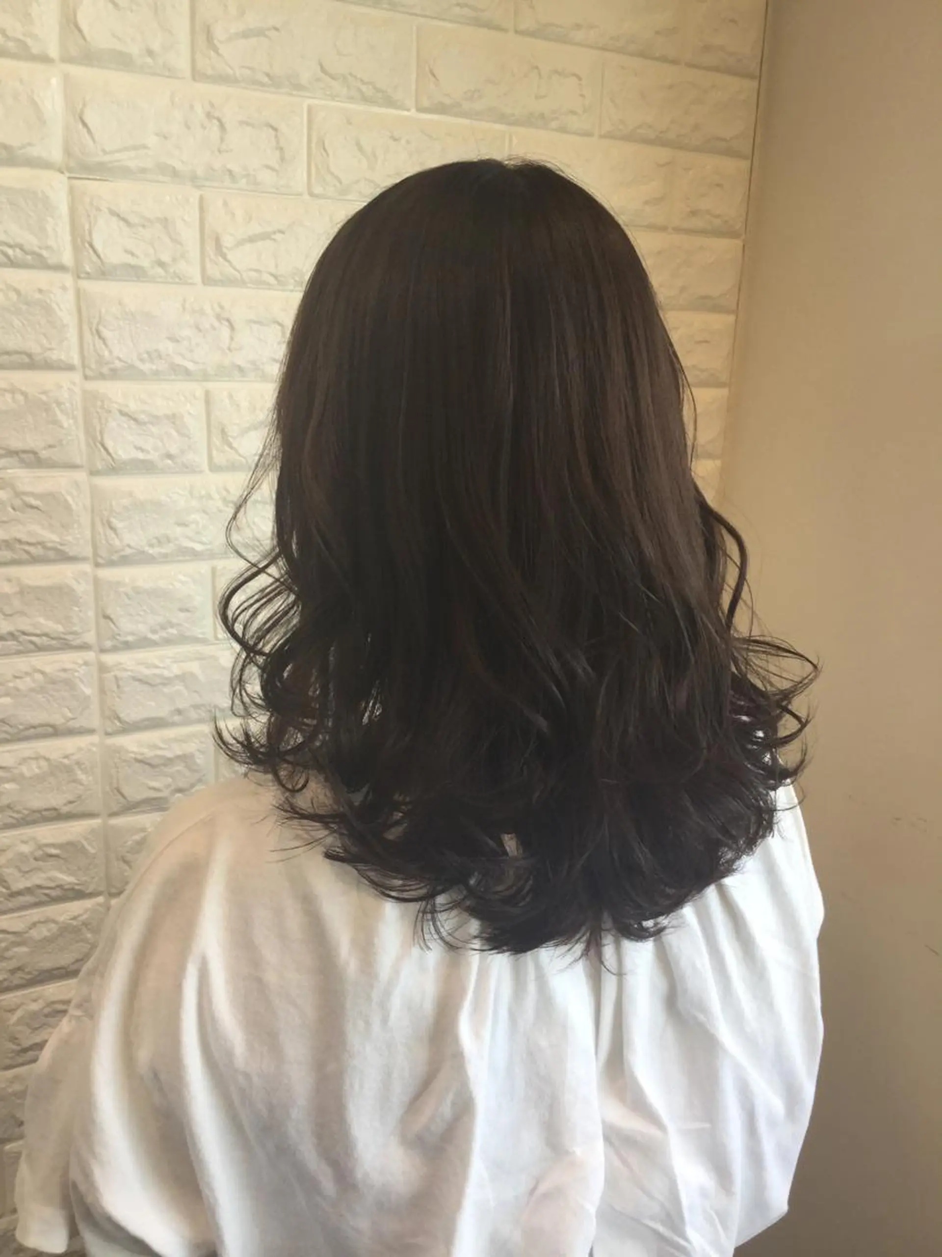 セミロング カラー ヘアアレンジ 🌿‬ ܸAir 透明感🌱西村知佳のヘアスタイル