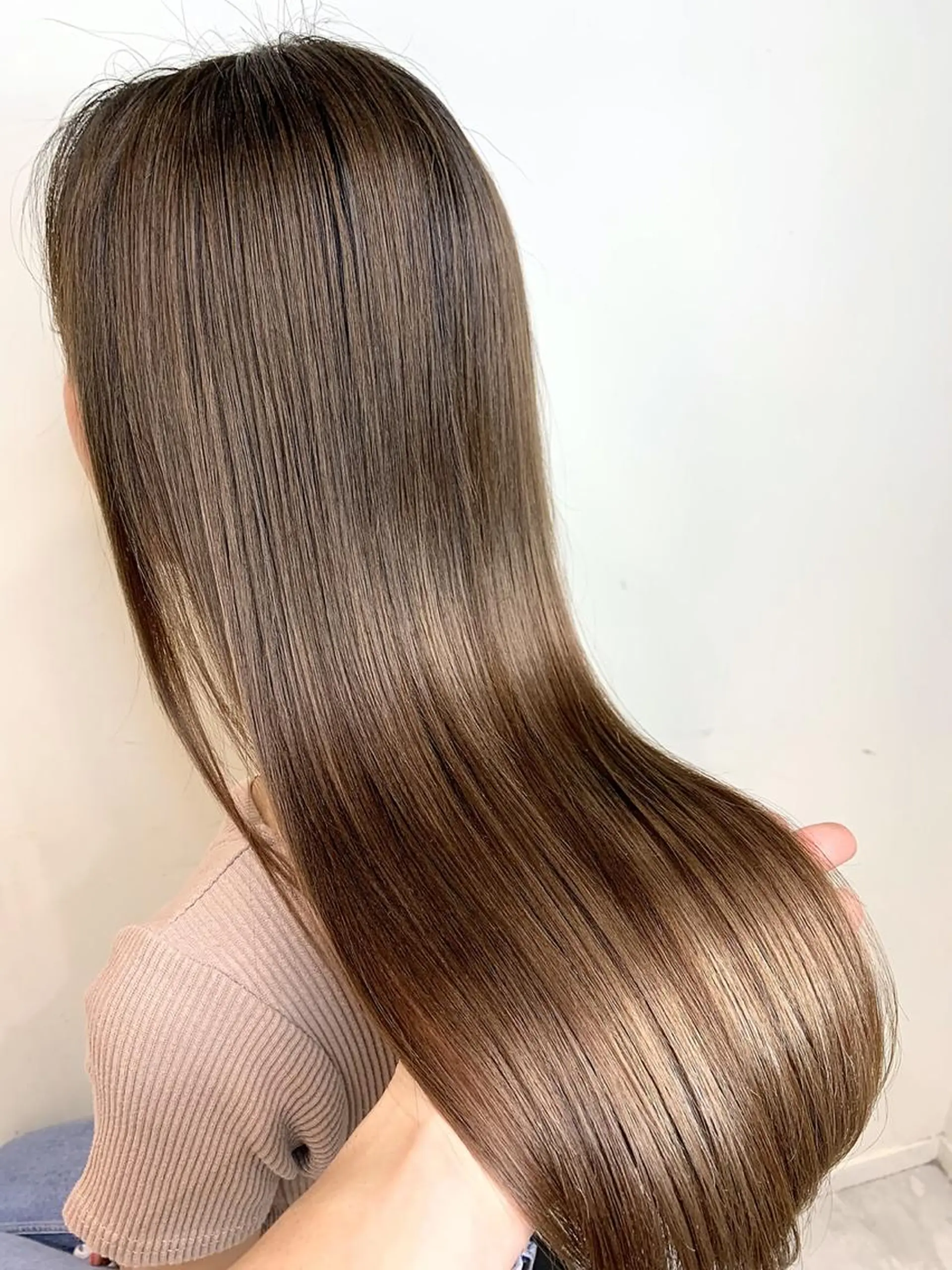 ロング トリートメント シンプル+αな デザインを 松崎陸のヘアスタイル